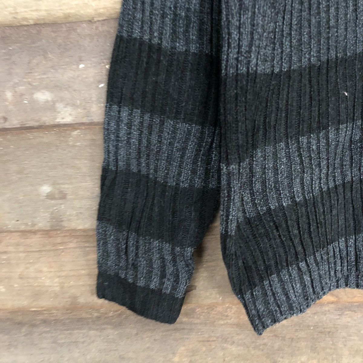 Vintage Foravi Stripe black Knitwear sweatshirt #5517 Size US L / EU 52-54 / 3 - 6 Thumbnail