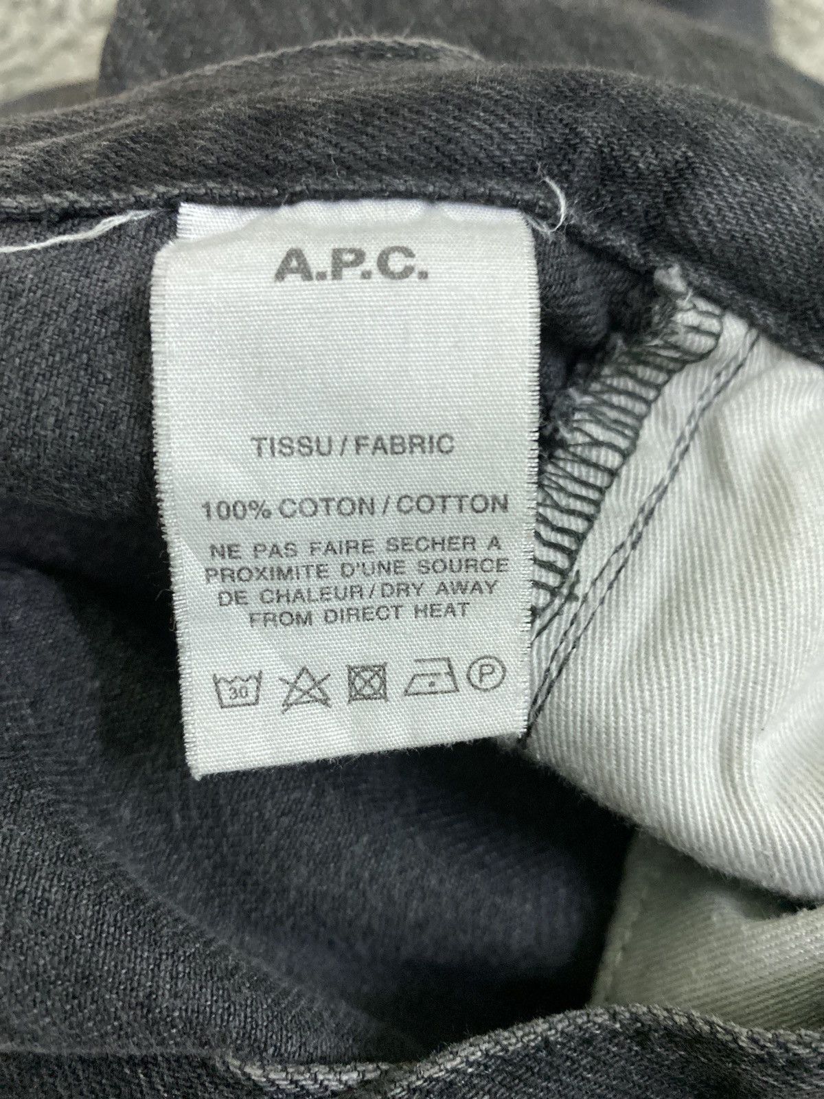 A.P.C. × Designer A.P.C PETIT STANDARD JEANS DROIT ETROIT BLACK FADED DENIM Size US 32 / EU 48 - 11 Thumbnail