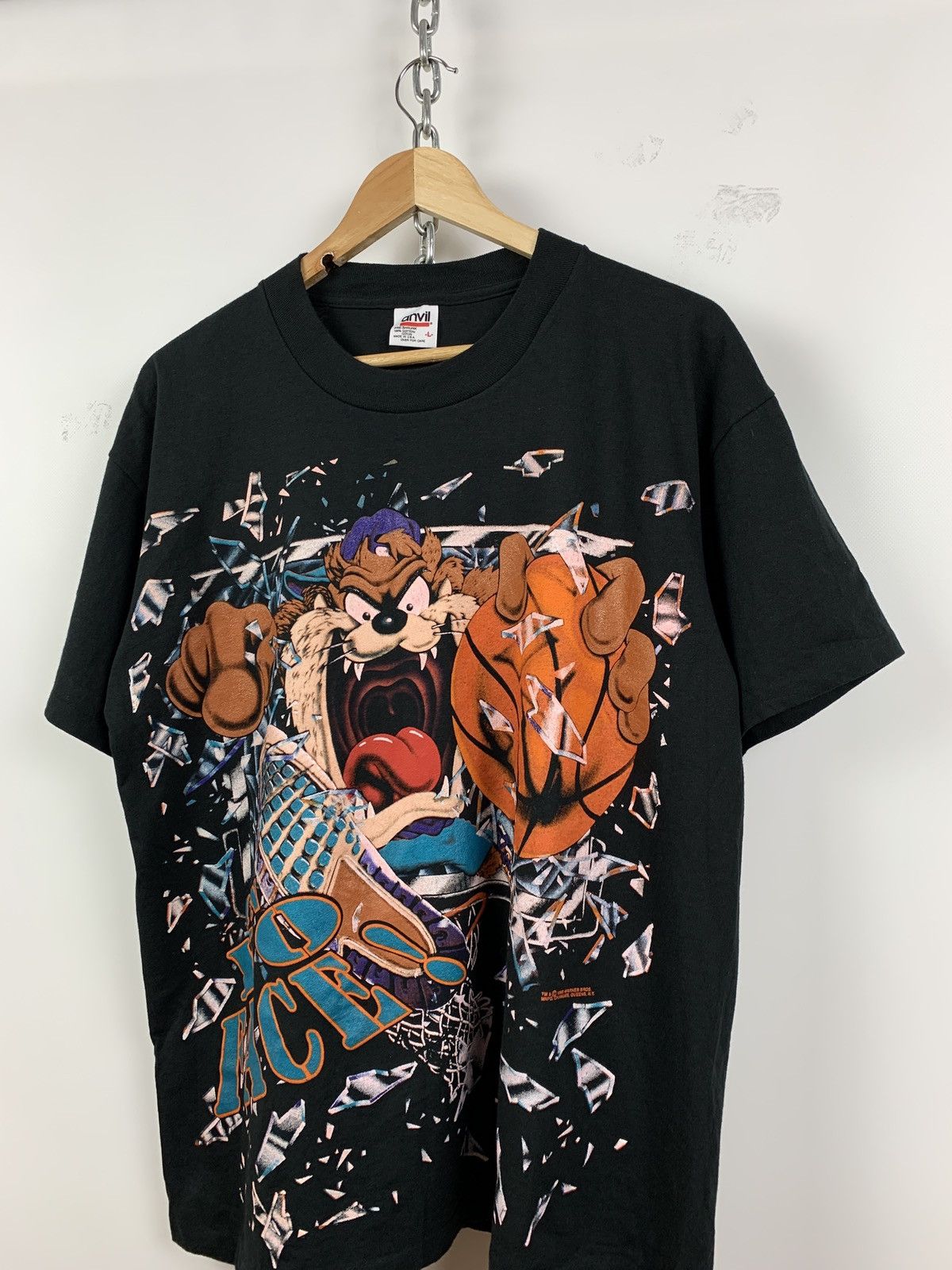NBA 1993 Vintage Taz In Yo Face NBA Space Jam Single Stitch Tee Size US L / EU 52-54 / 3 - 3 Thumbnail