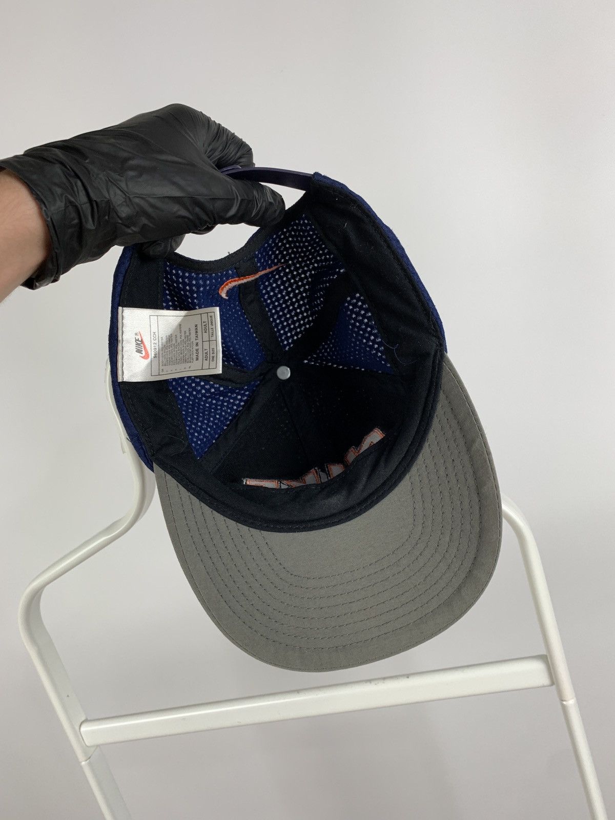 Nike 90s Vintage Nike Swoosh Cap Size ONE SIZE - 10 Thumbnail