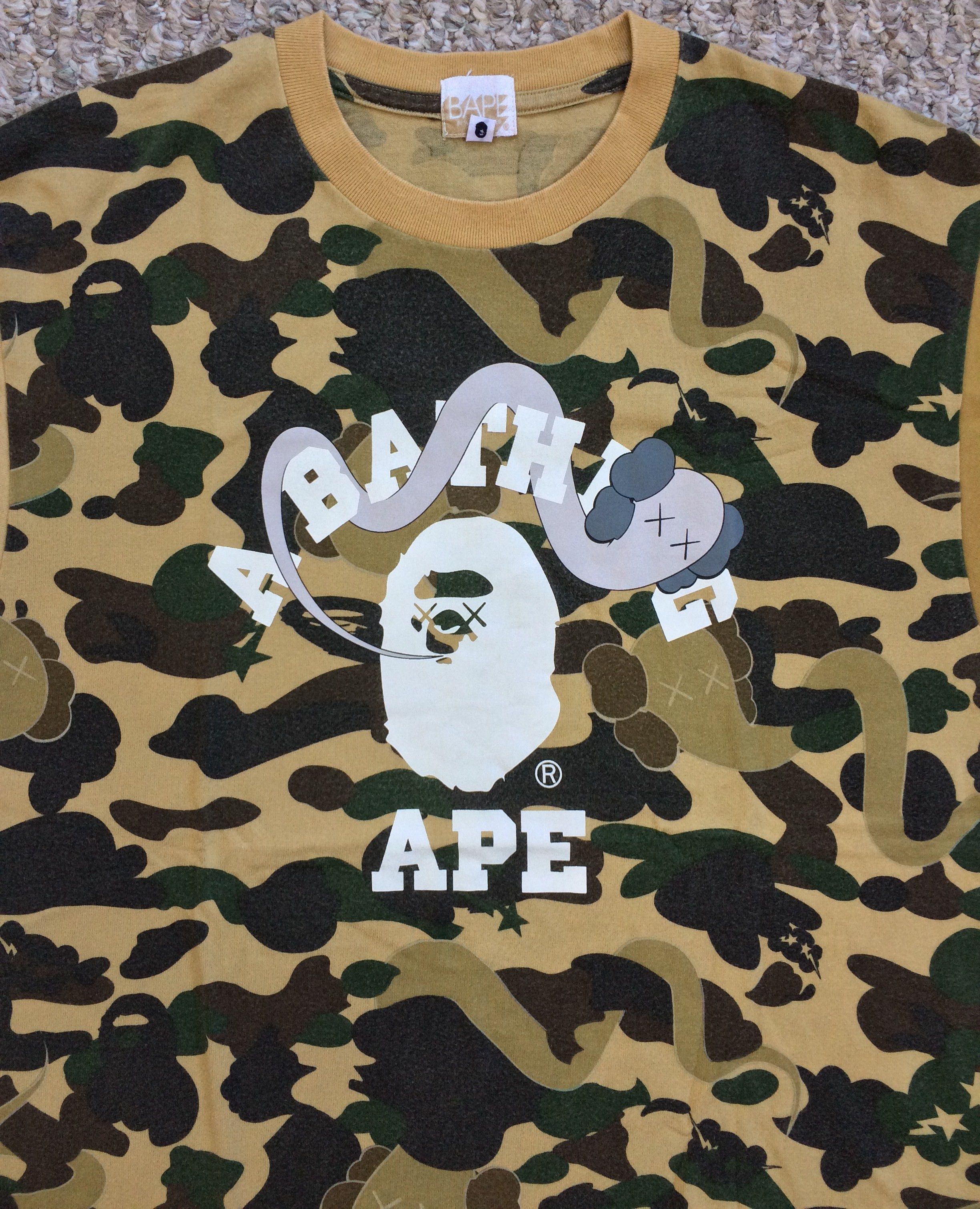 Bape × Kaws F/W 2005 Bape x Kaws 1st Camo Tee Size US M / EU 48-50 / 2 - 2 Thumbnail
