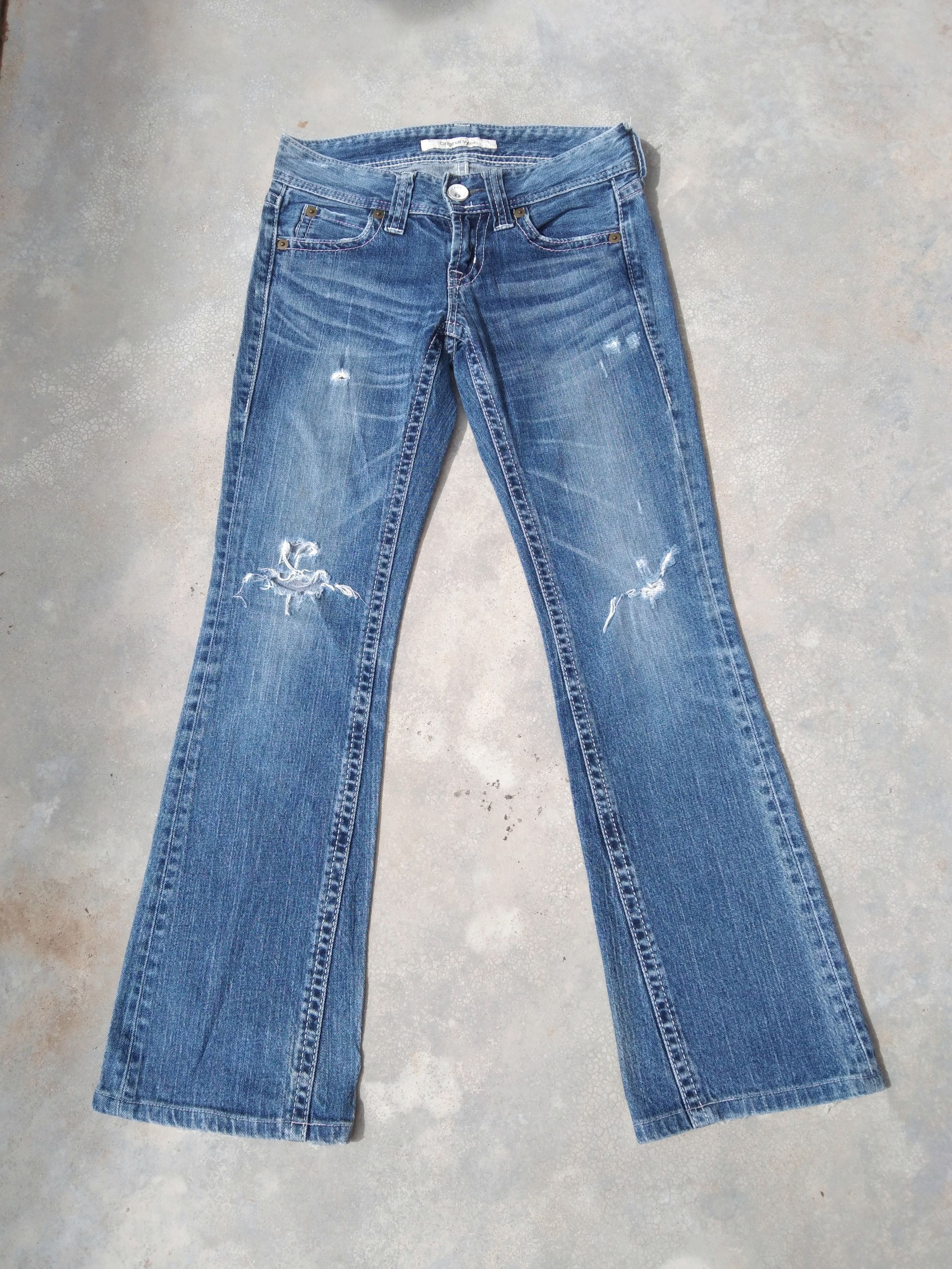 Japanese Brand × Jean × Uniqlo Japanese Brand Uniqlo Boot Cut Flared Jeans 28x28.5 Size US 28 / EU 44 - 1 Thumbnail