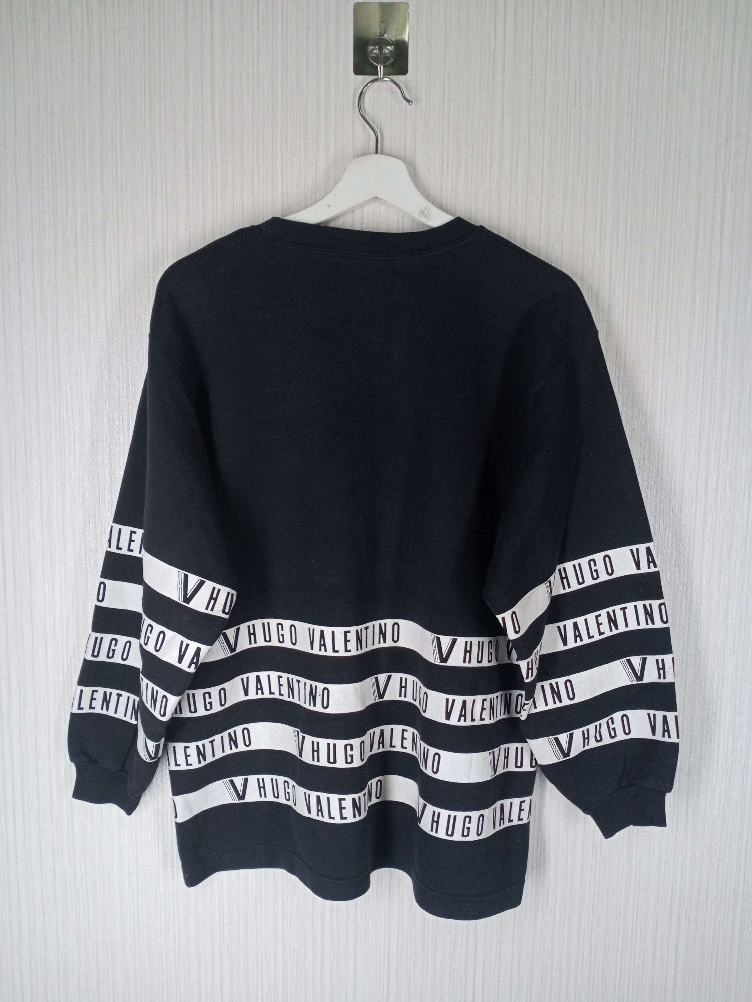 Hugo Vintage Hugo Valentino Italy Sweatshirt Size US L / EU 52-54 / 3 - 5 Thumbnail