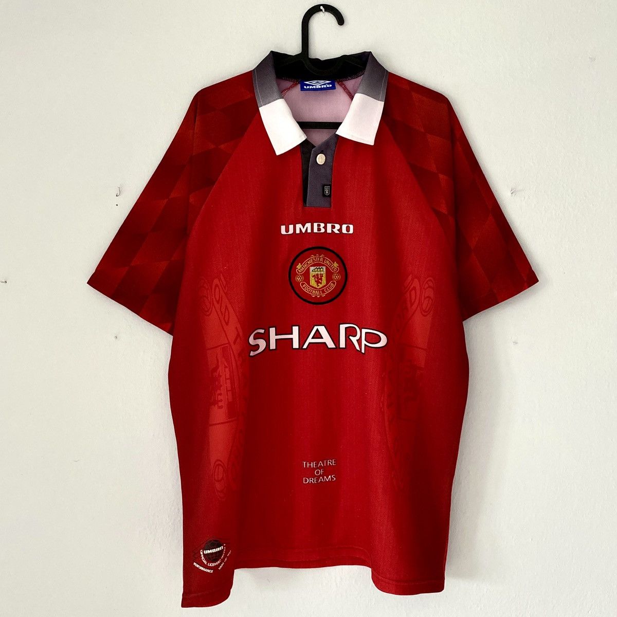 Umbro × Vintage 1996 1998 Manchester United Umbro Vintage Home Soccer Jersey Size US L / EU 52-54 / 3 - 3 Thumbnail