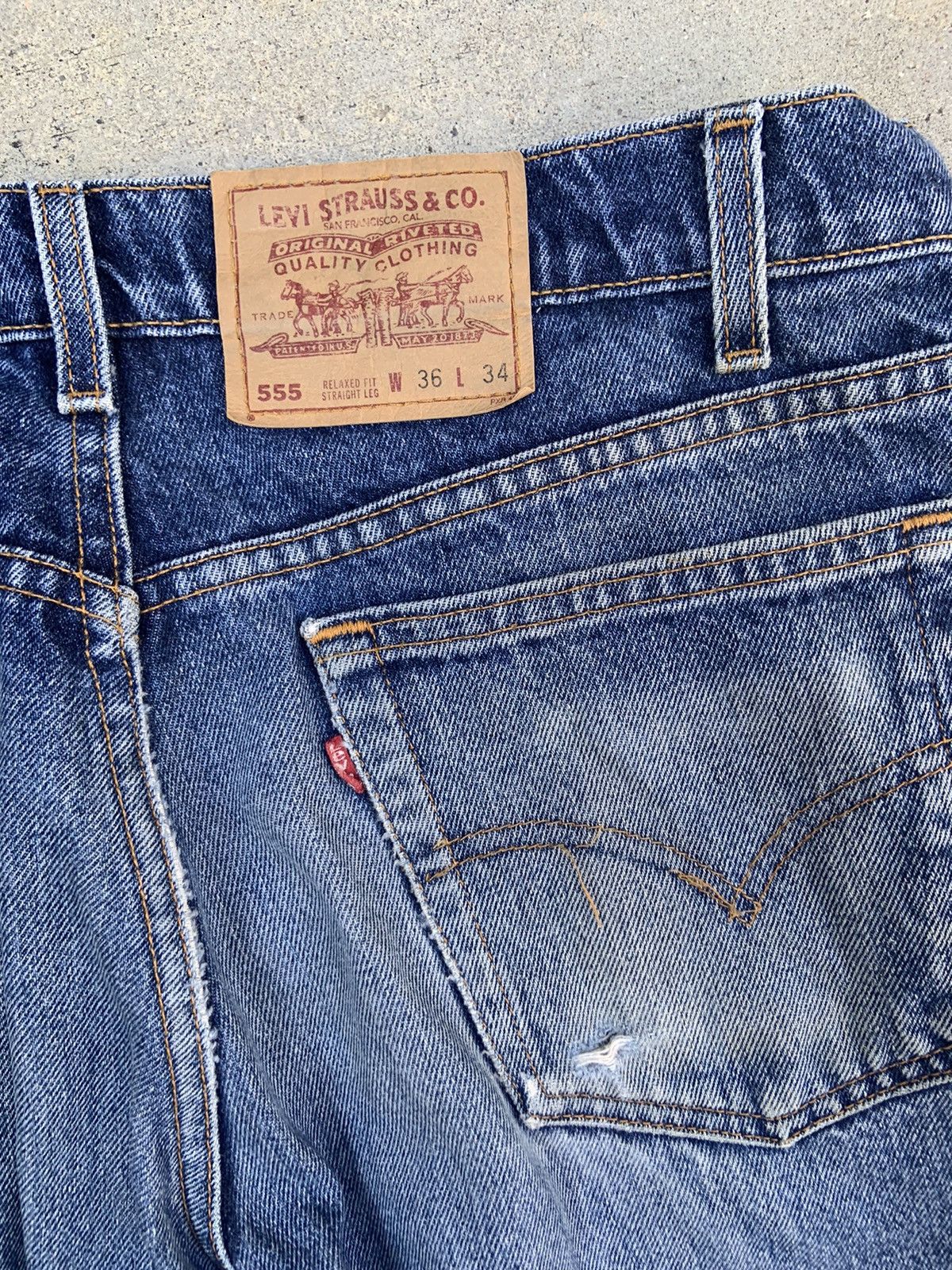 Levi's × Vintage Vintage levis 555 denim jeans Size US 35 - 9 Thumbnail