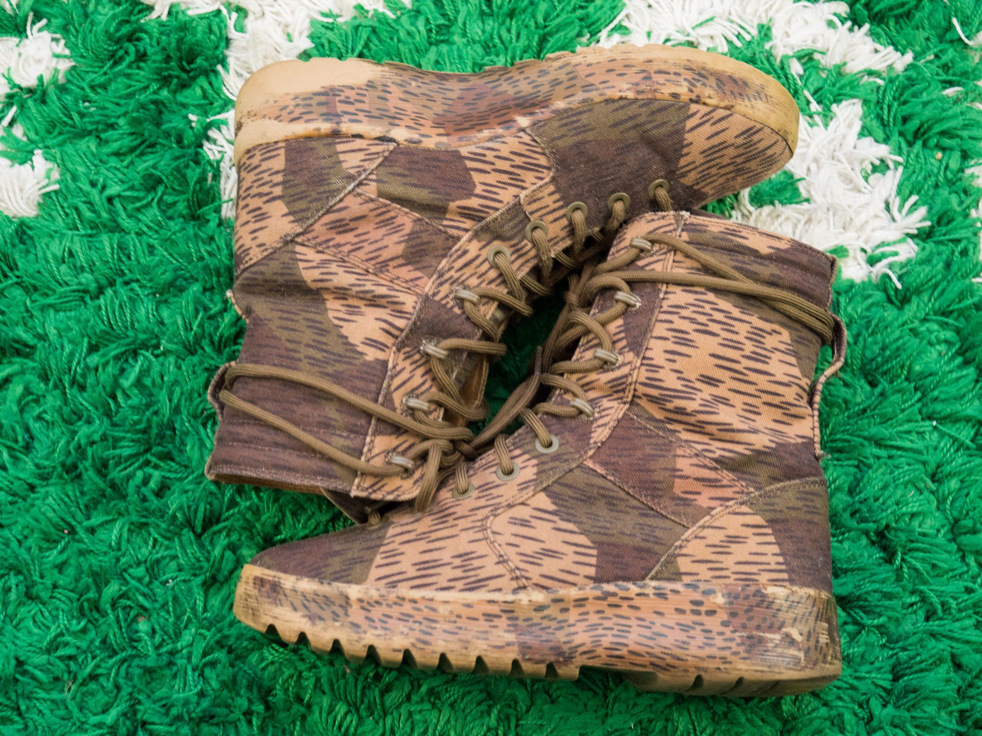 Yeezy RARE YEEZY SEAOSN 6 WASHED CANVAS BOOT SPLINTER CAMO Size US 8 / EU 41 - 3 Thumbnail