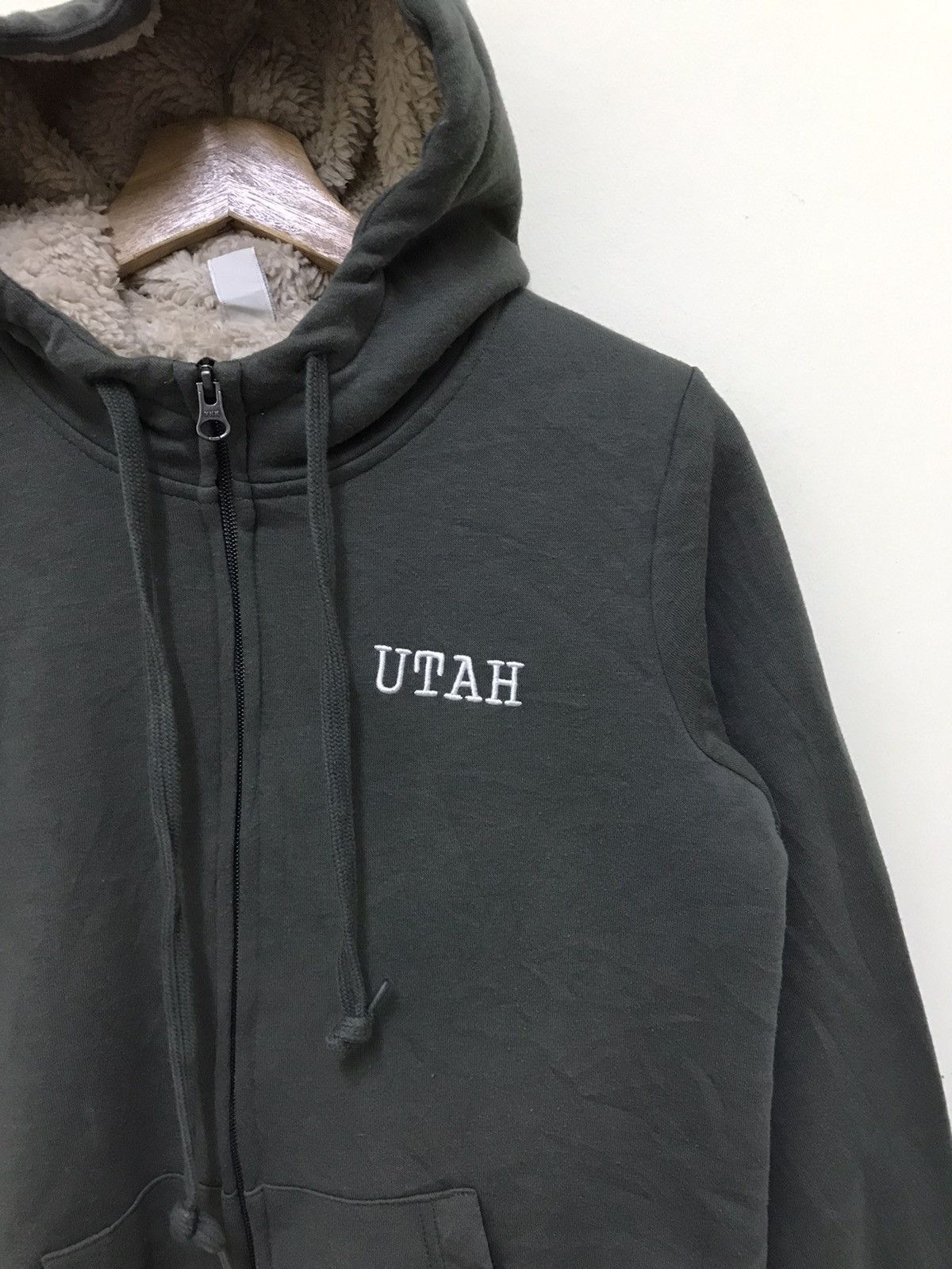 Vintage Vintage Streetwear Utah Hoodie Size US S / EU 44-46 / 1 - 4 Thumbnail