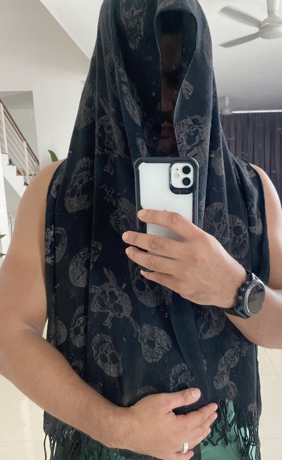 Seditionaries × Vintage Skull☠️ punk scarf fullprint black big saiz nice design Size ONE SIZE - 1 Thumbnail