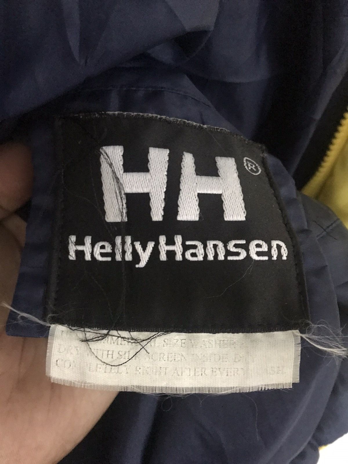 Helly Hansen REVERSIBLE PUFFER JACKET HELLY HANSEN SPELL OUT RARE Size US L / EU 52-54 / 3 - 7 Thumbnail