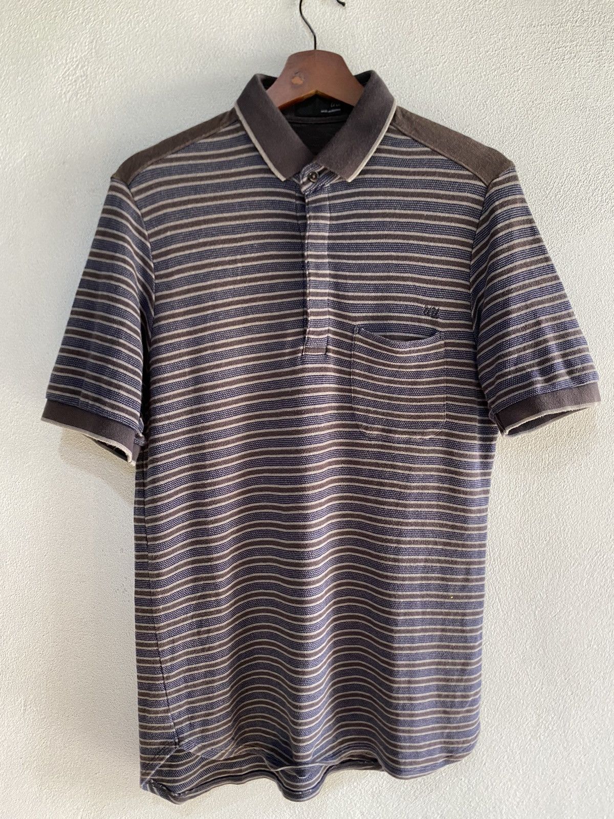 Uniqlo Undercover Short Sleeve Collar T Shirt