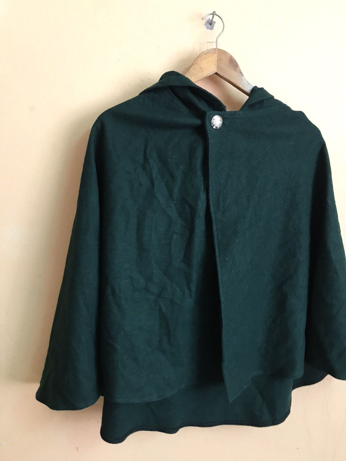 Cartoon Network × Vintage ATTACK ON TITAN COSTYLE WINDCOAT JACKET Size US M / EU 48-50 / 2 - 8 Thumbnail