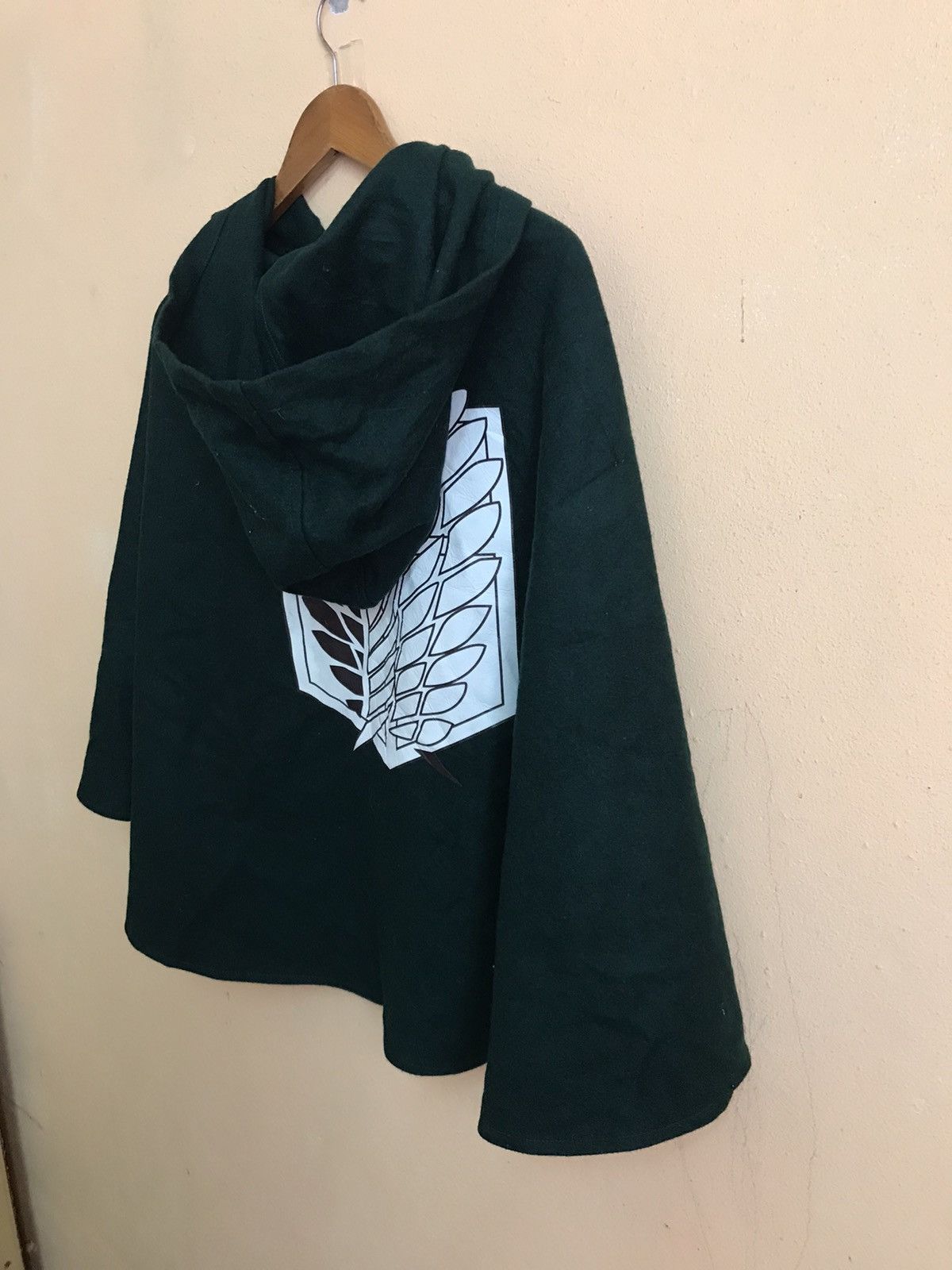 Cartoon Network × Vintage ATTACK ON TITAN COSTYLE WINDCOAT JACKET Size US M / EU 48-50 / 2 - 5 Thumbnail