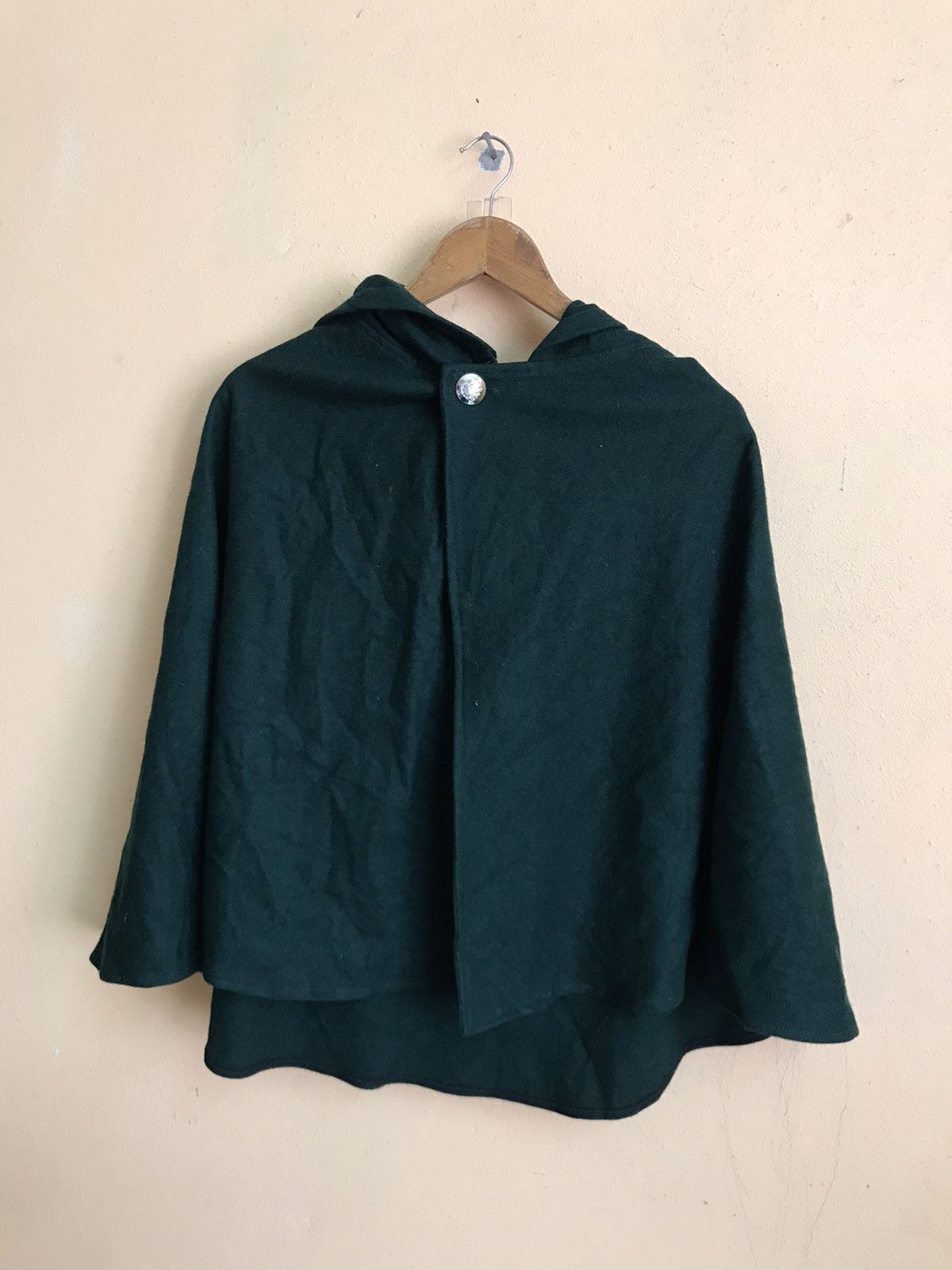 Cartoon Network × Vintage ATTACK ON TITAN COSTYLE WINDCOAT JACKET Size US M / EU 48-50 / 2 - 10 Thumbnail