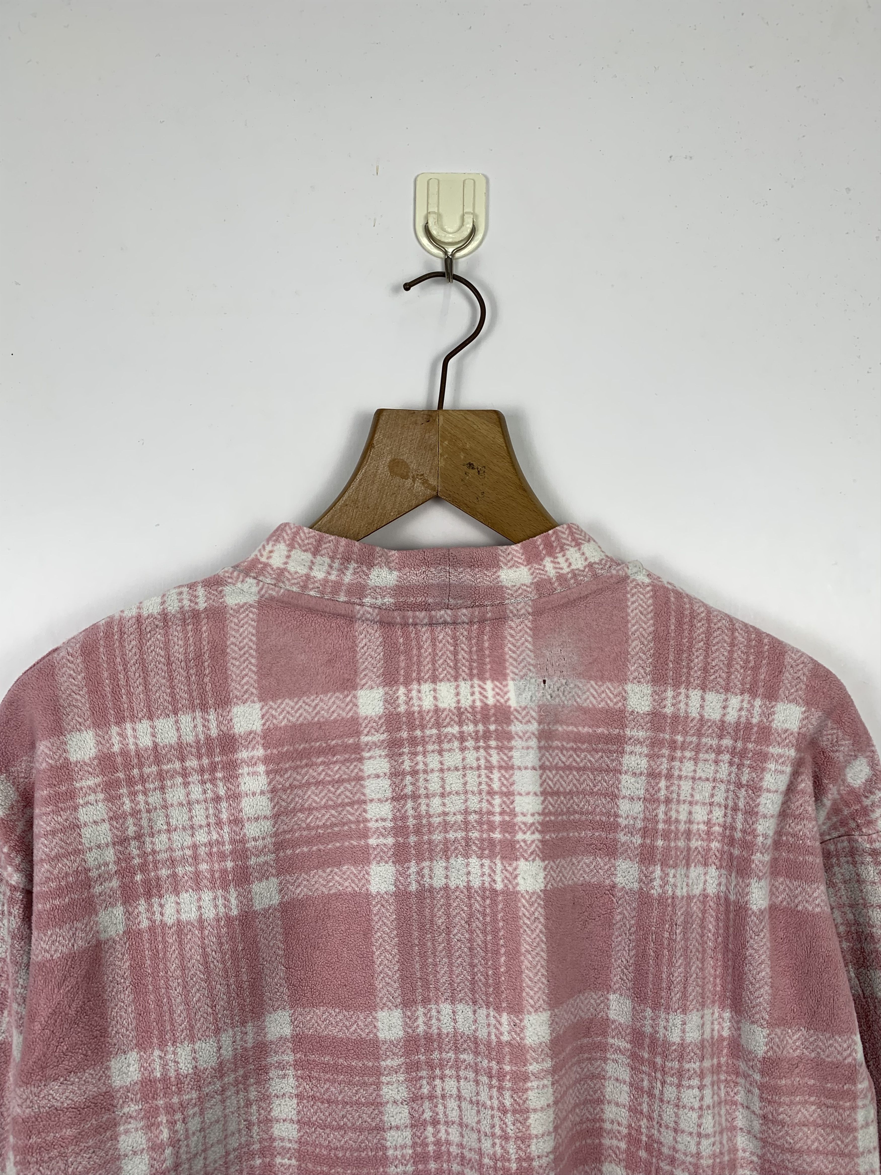 Uniqlo × Vintage Vintage UNIQLO Checkered Long Sleeve T Shirt Nice Design Size US S / EU 44-46 / 1 - 7 Thumbnail