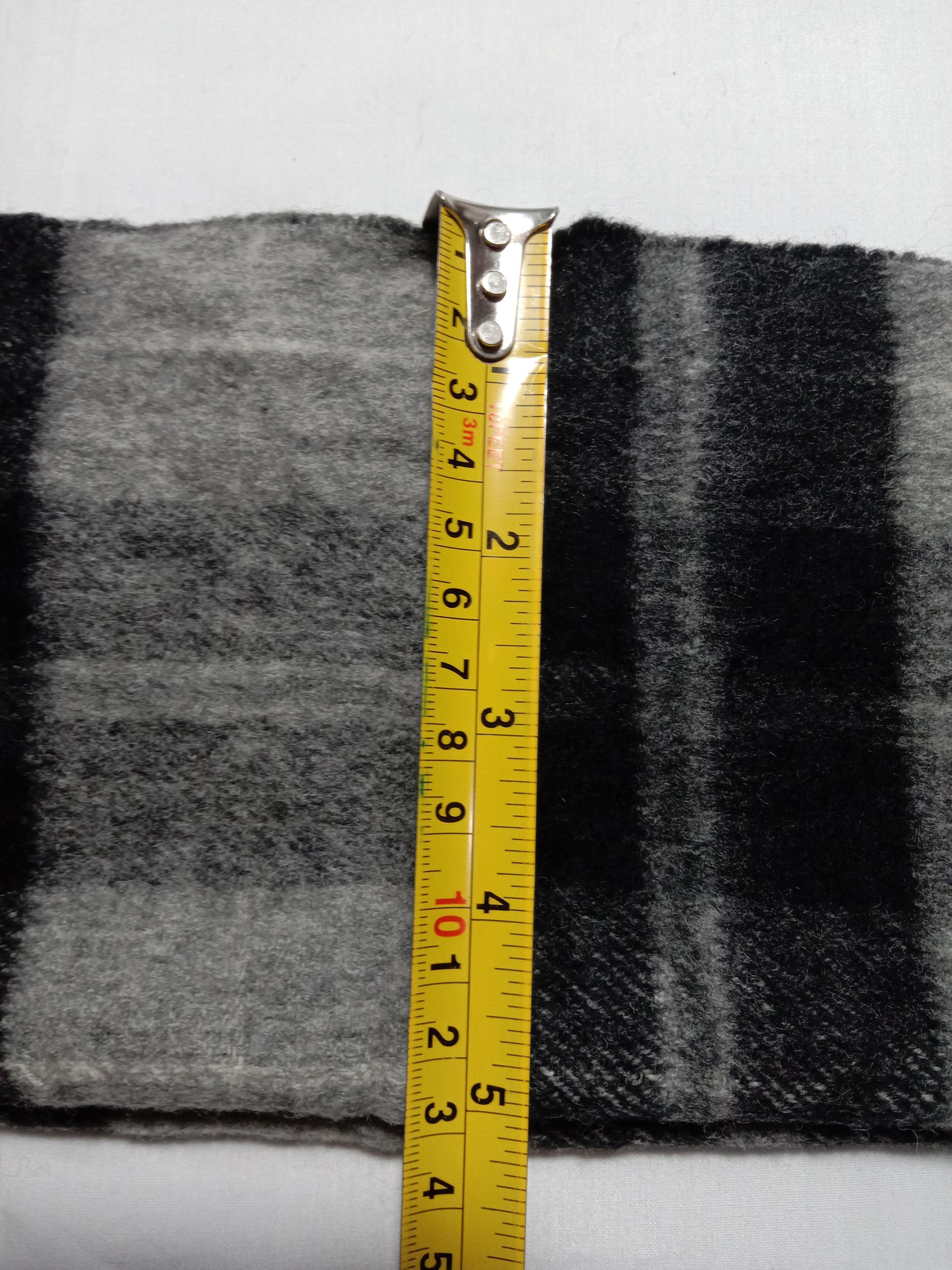 Designer Guy Laroche Scarf/Muffler Size ONE SIZE - 4 Thumbnail