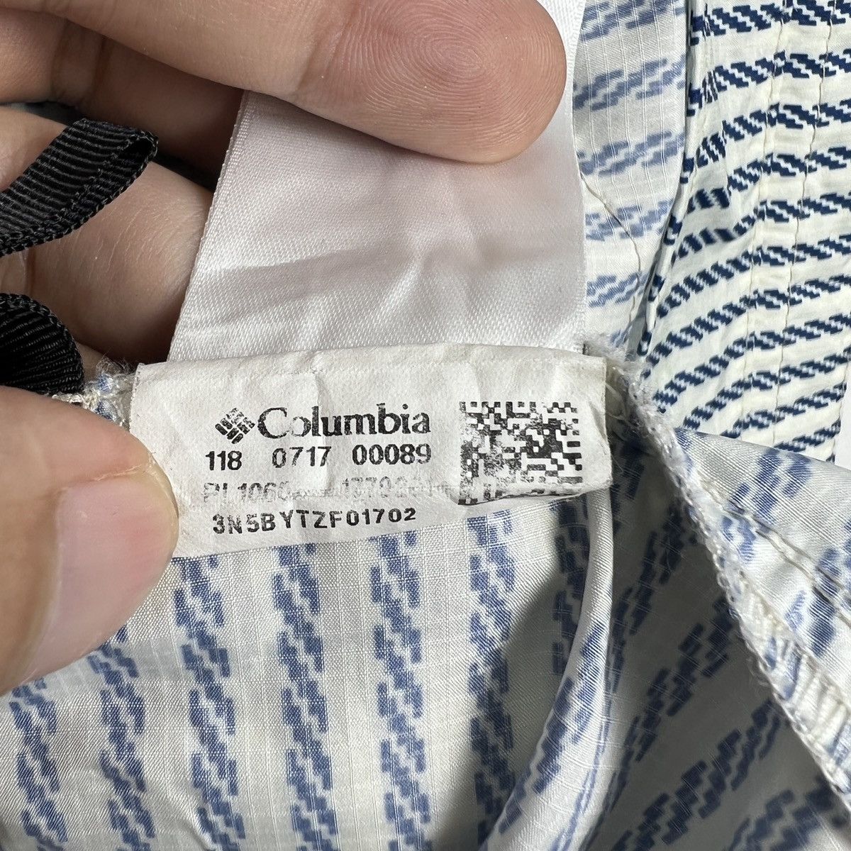 Columbia Vintage COLUMBIA Vest Nice Patterned V0007 Size US S / EU 44-46 / 1 - 9 Thumbnail
