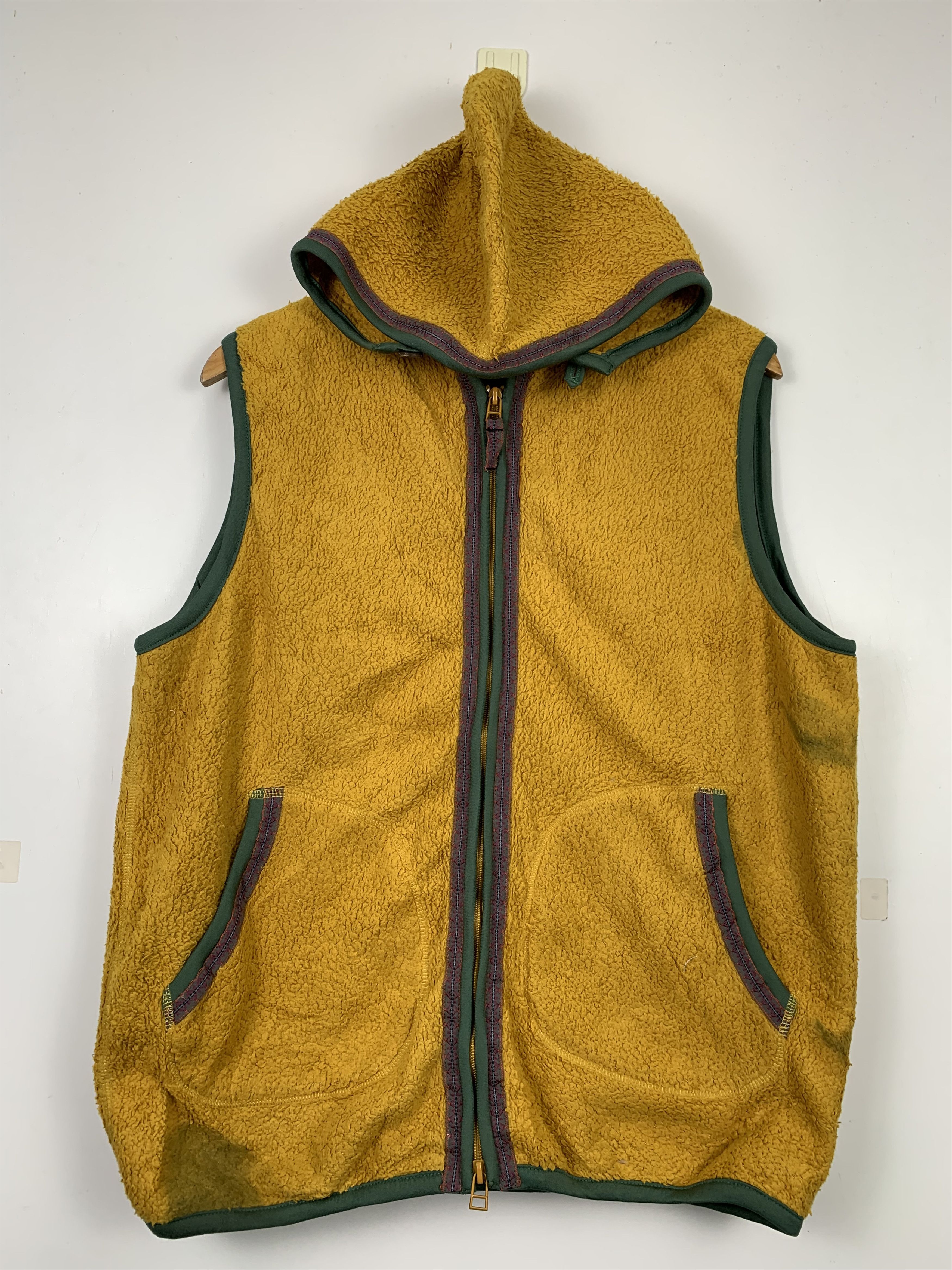 Japanese Brand Vintage DOMON Fleece Zip Hoodie Aztec Navajo Native Vests Size US M / EU 48-50 / 2 - 1 Thumbnail