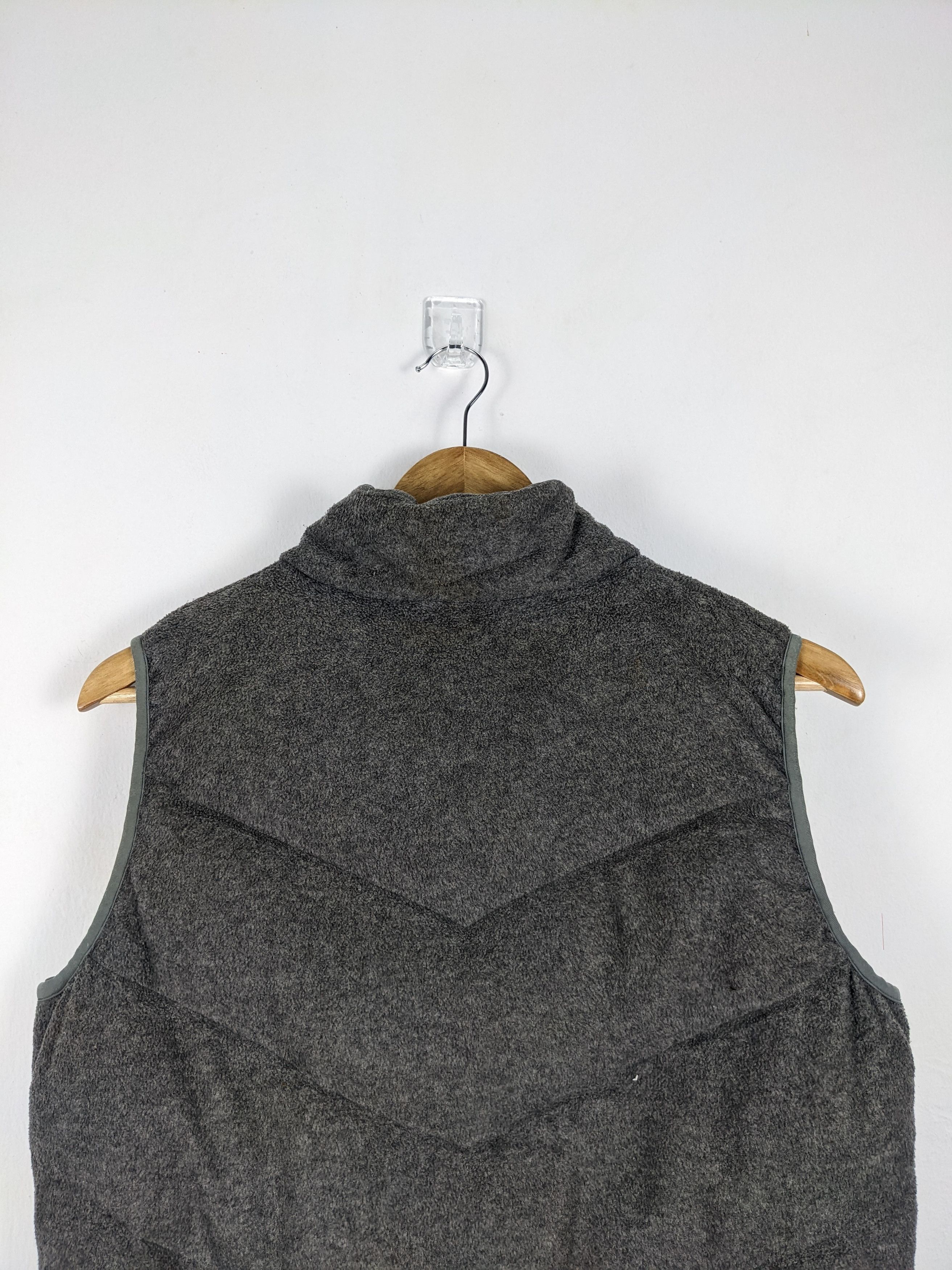 Japanese Brand Vintage Uniqlo Tag Quilted Vest Size US XL / EU 56 / 4 - 8 Thumbnail