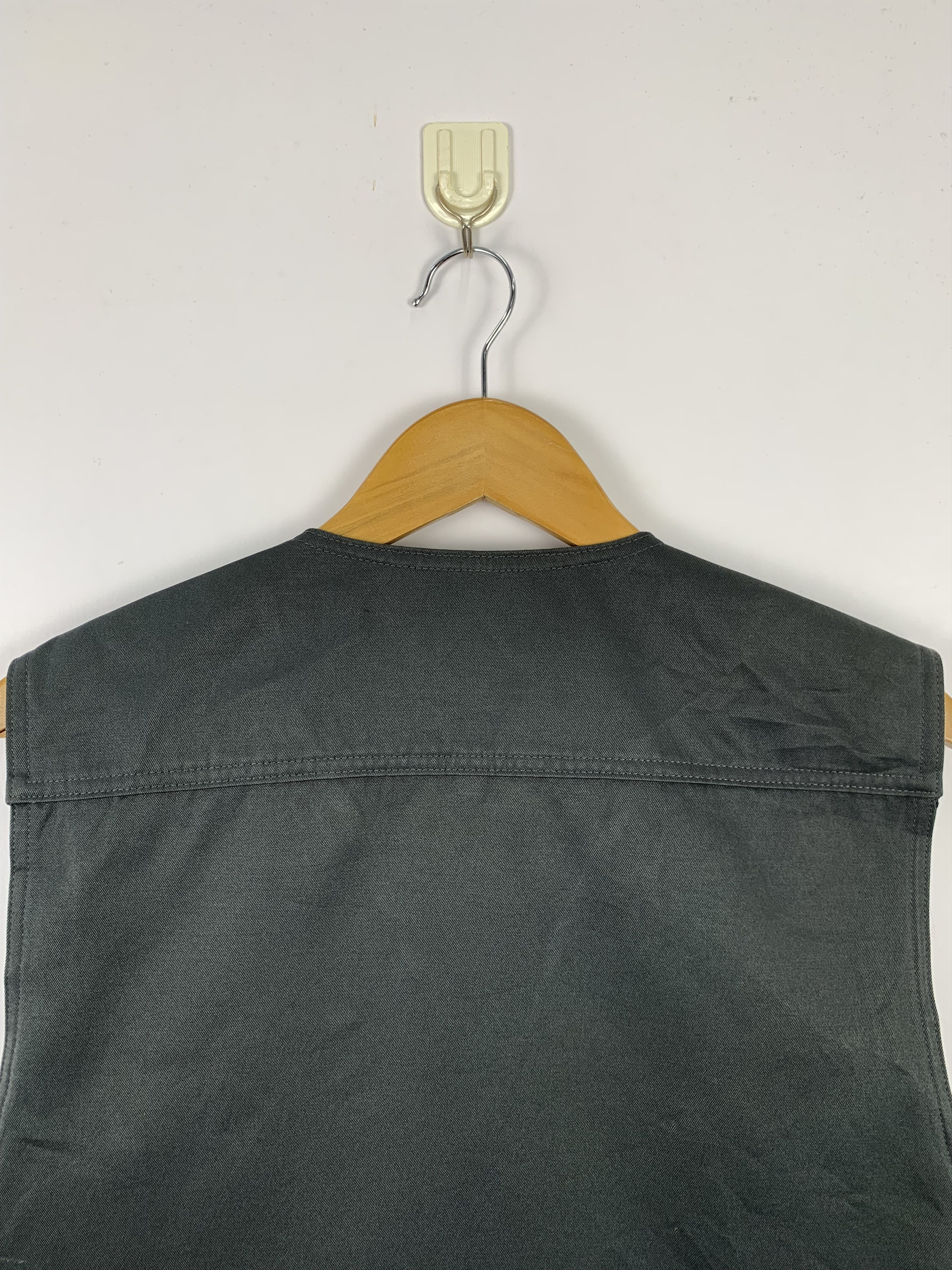 Japanese Brand Vintage TORAICHI BRAND Cotton Multi Pocket Button Vests Size US M / EU 48-50 / 2 - 7 Thumbnail