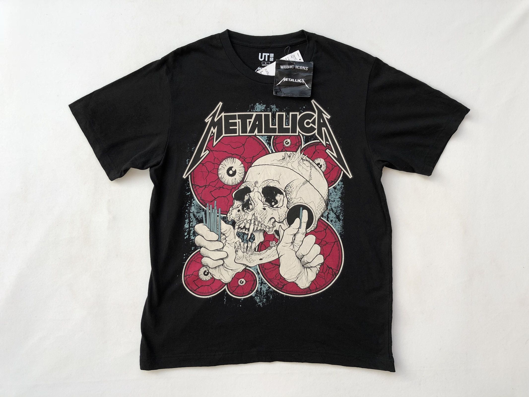 Band Tees METALLICA X UNIQLO BAND T SHIRT SIZE L Size US L / EU 52-54 / 3 - 1 Thumbnail