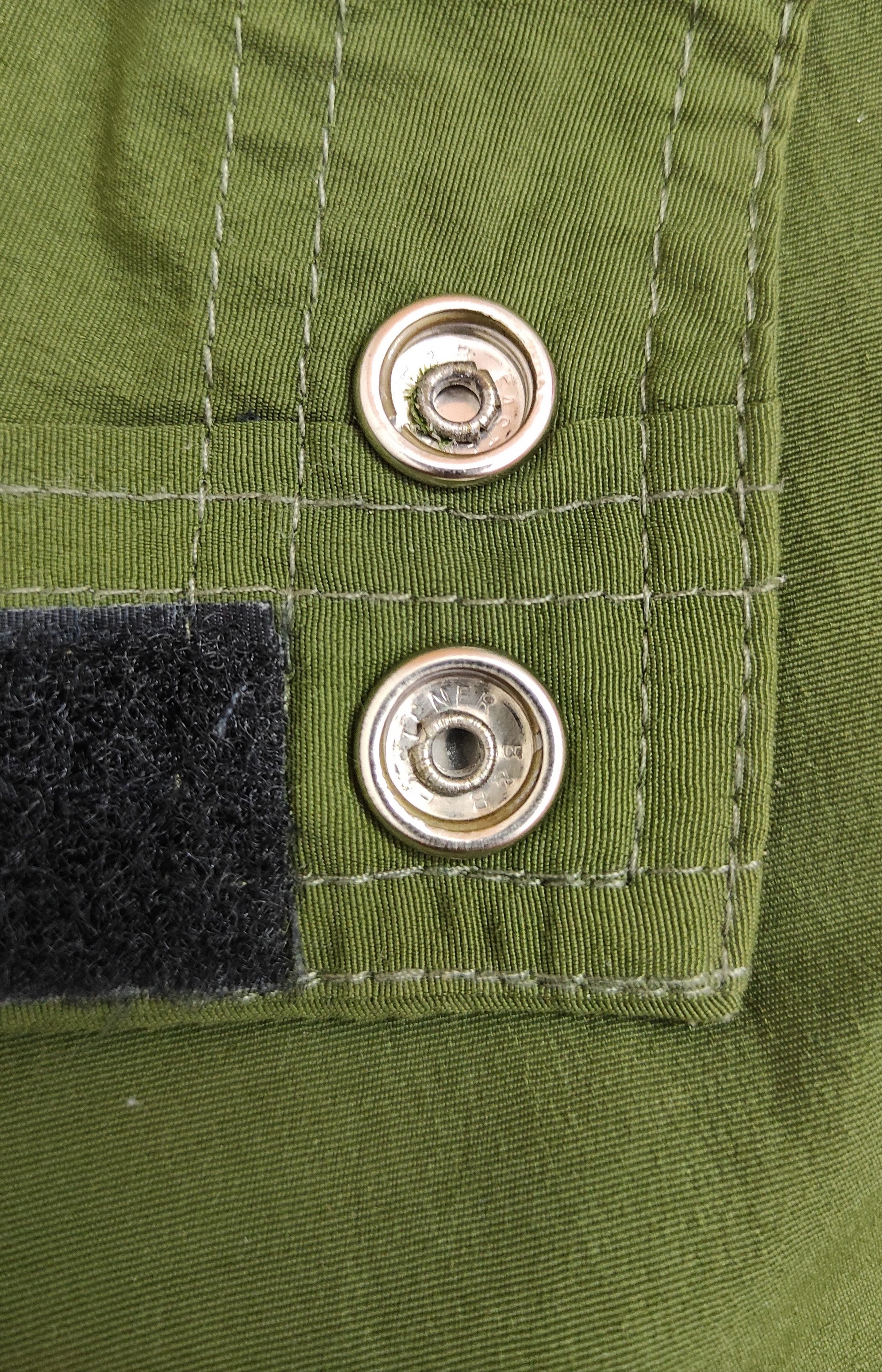 Vintage Vintage "TARZAN SWING FOR PLAIN JANE" VOLCOM Shorts USA Size US 30 / EU 46 - 9 Thumbnail