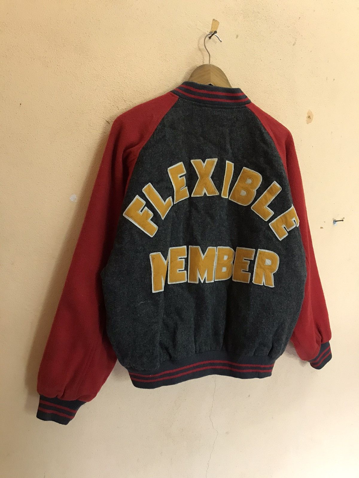 Vintage RARE CROCODILE SPORT WOOL VARSITY JACKET Size US L / EU 52-54 / 3 - 3 Thumbnail