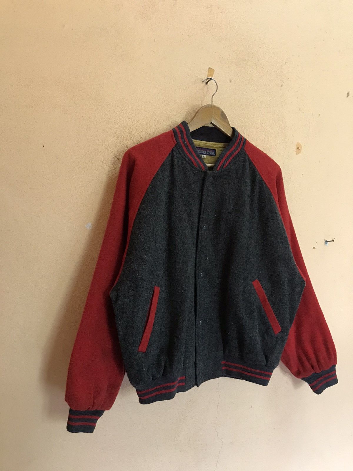 Vintage RARE CROCODILE SPORT WOOL VARSITY JACKET Size US L / EU 52-54 / 3 - 8 Thumbnail
