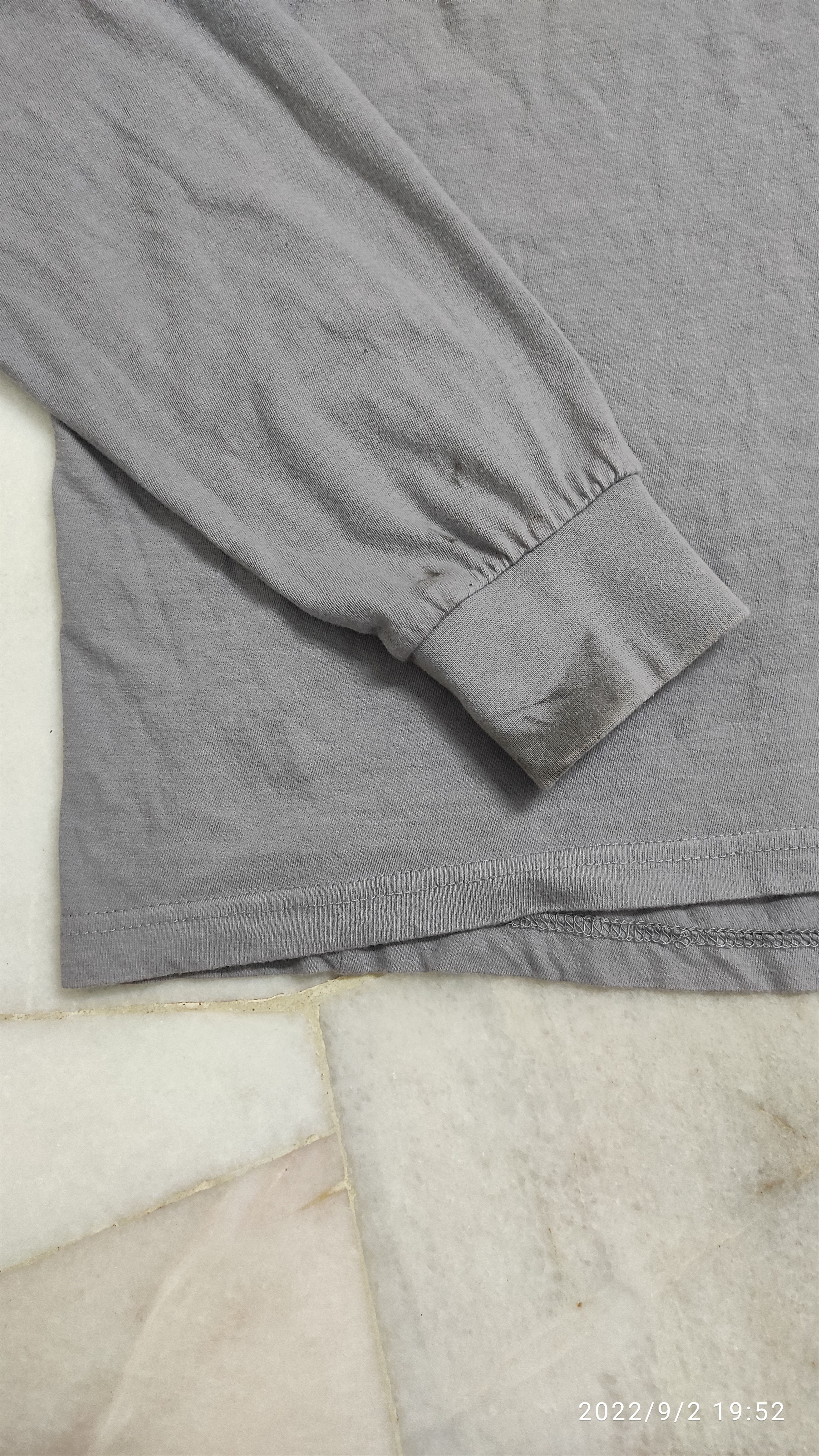 Calvin Klein Vintage 90's ck One "we are one" people's artists rap tee Size US L / EU 52-54 / 3 - 8 Thumbnail