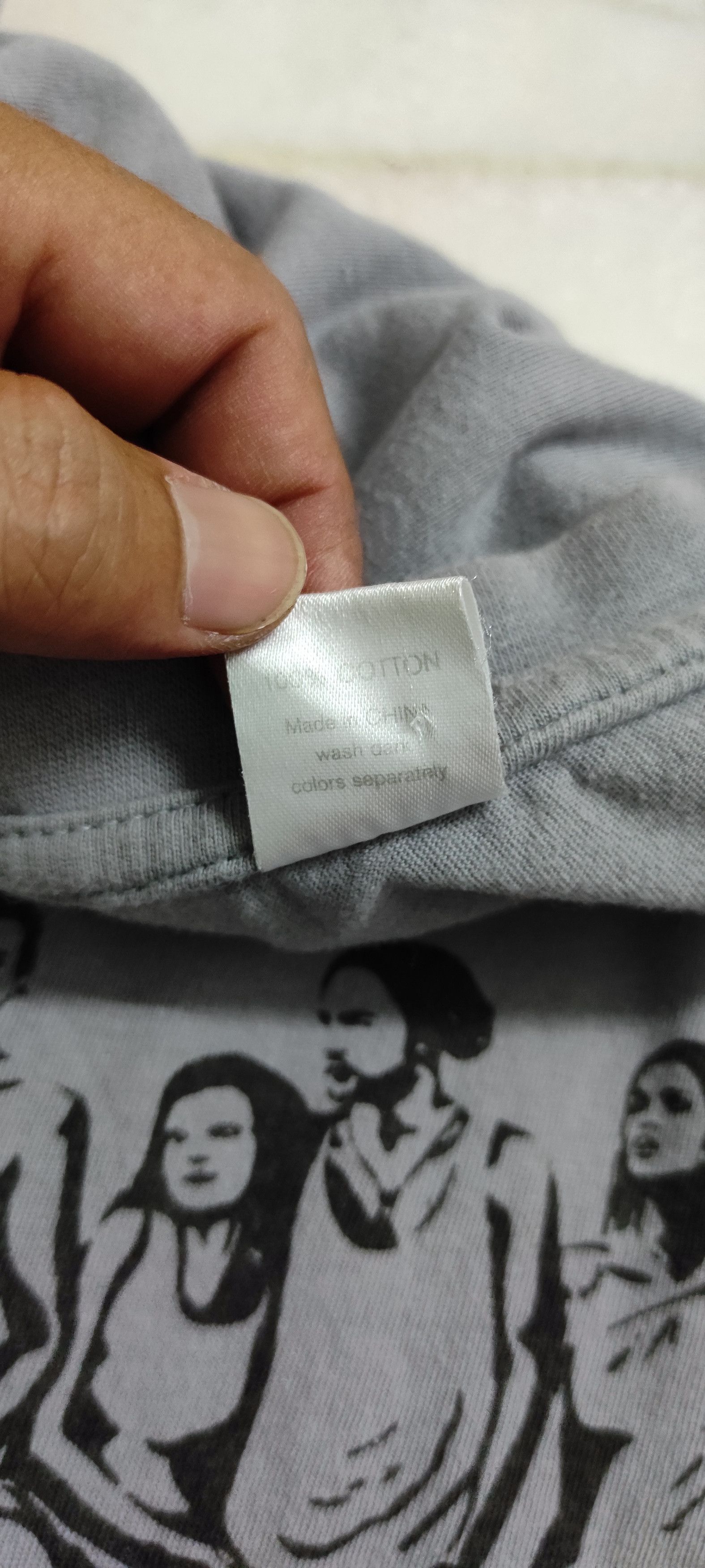 Calvin Klein Vintage 90's ck One "we are one" people's artists rap tee Size US L / EU 52-54 / 3 - 7 Thumbnail