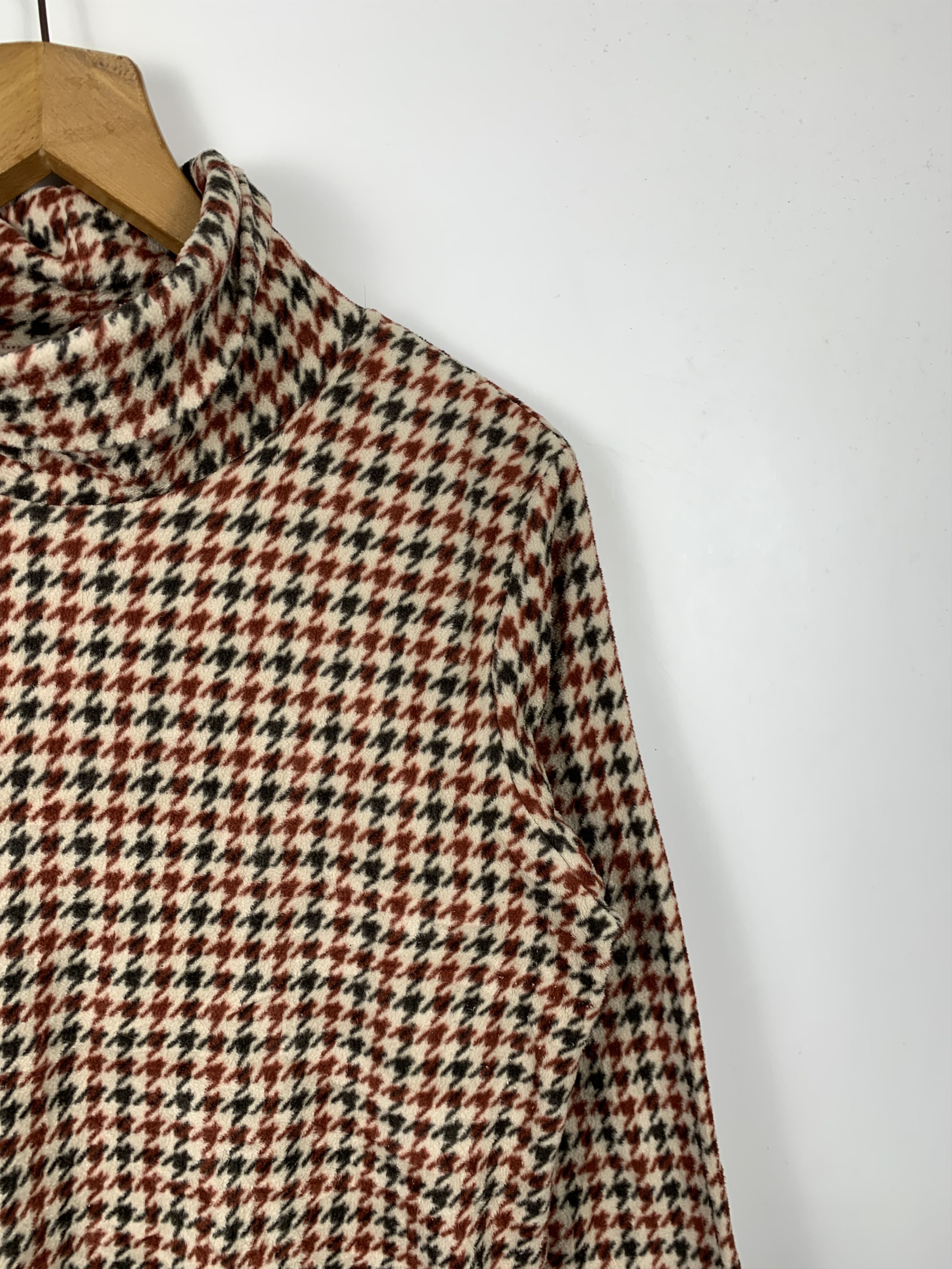 Japanese Brand Vintage UNIQLO Sweatshirts Size US S / EU 44-46 / 1 - 4 Thumbnail