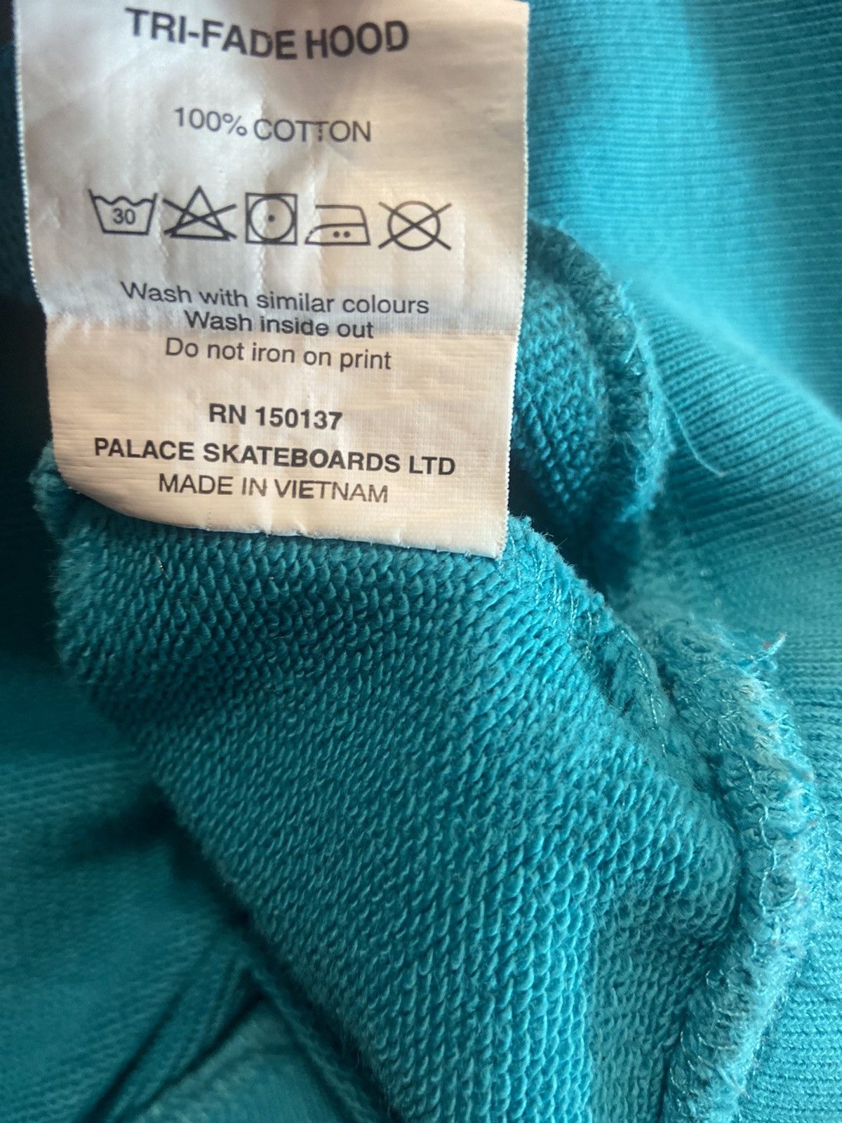 Palace Palace Tri-Fade Hood Size US M / EU 48-50 / 2 - 7 Thumbnail