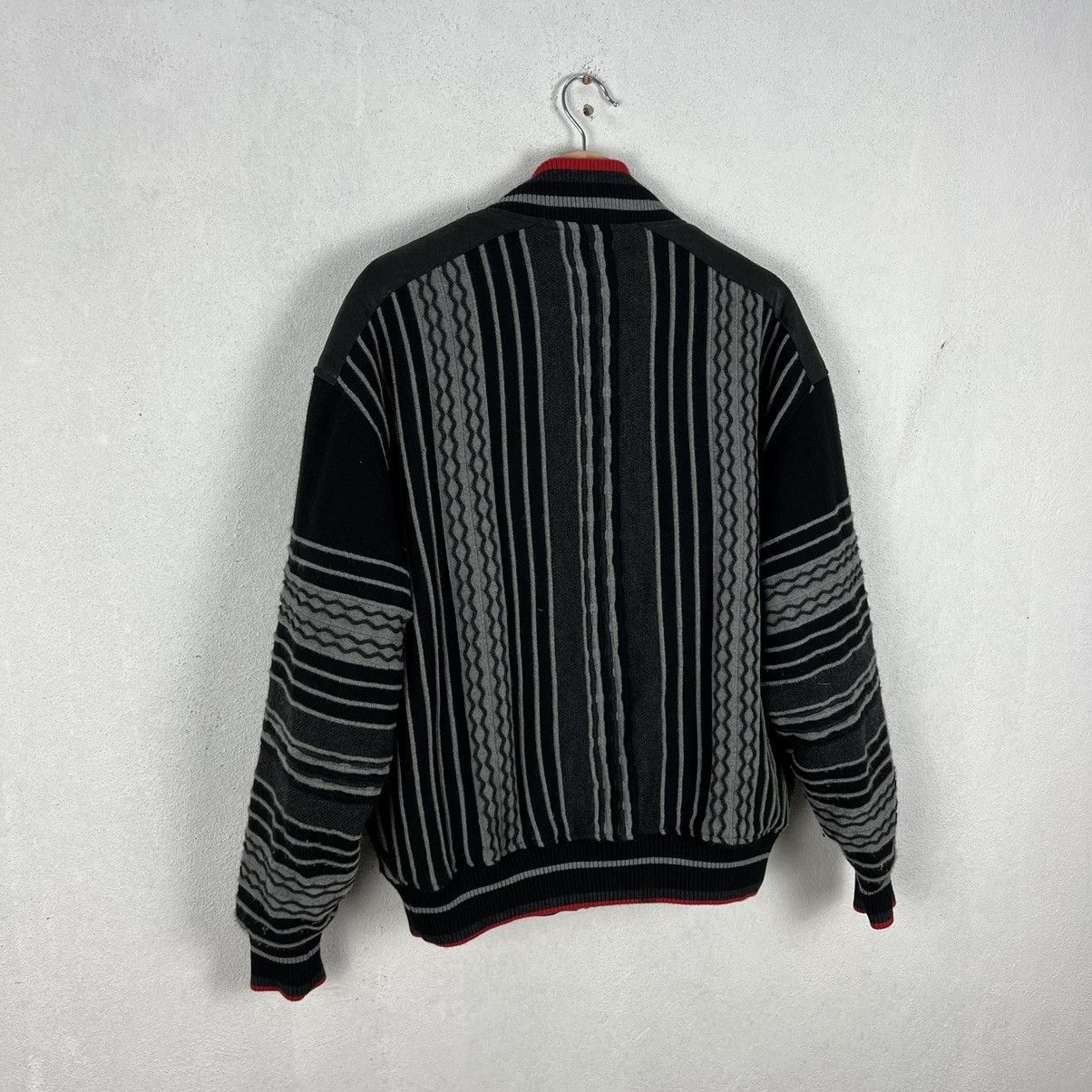 Japanese Brand VINTAGE PAGELO STRIPED VARSITY JACKET BIG LOGO Size US L / EU 52-54 / 3 - 11 Thumbnail
