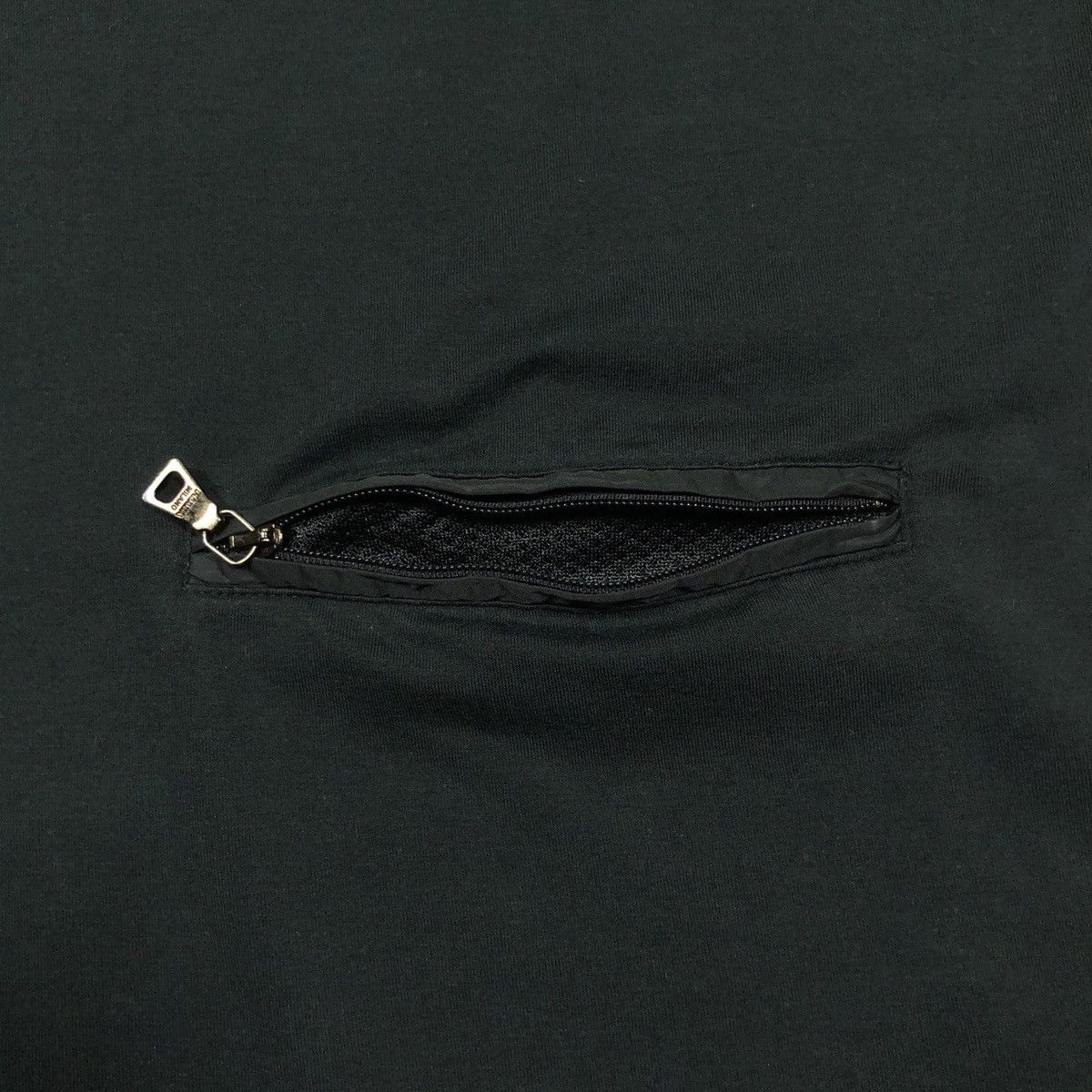 Prada Prada Back Hidden Pocket Tee Size US S / EU 44-46 / 1 - 6 Thumbnail