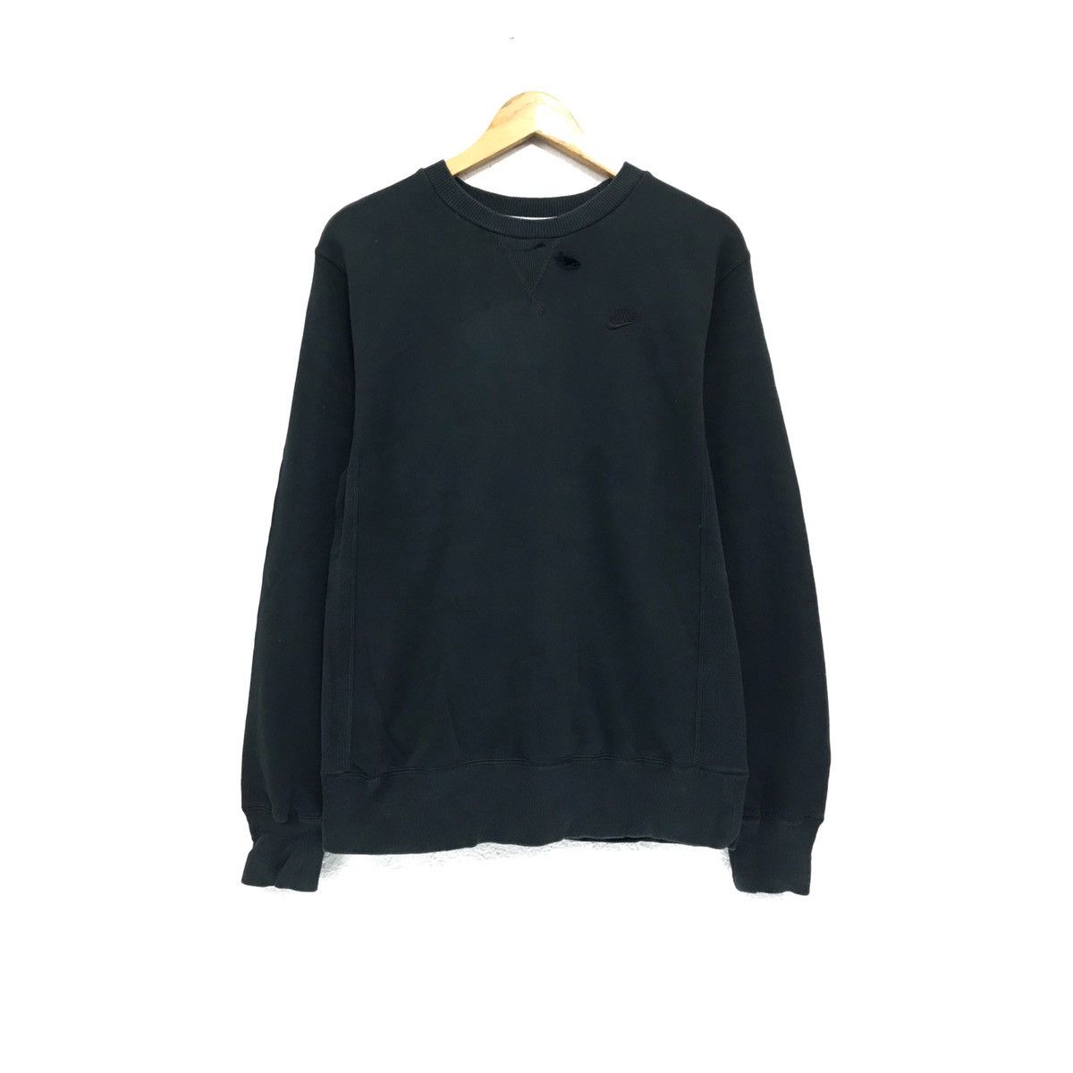 Nike × Vintage Vintage Nike Sweatshirt Nike Small Swoosh Logo Nike Size US M / EU 48-50 / 2 - 2 Thumbnail