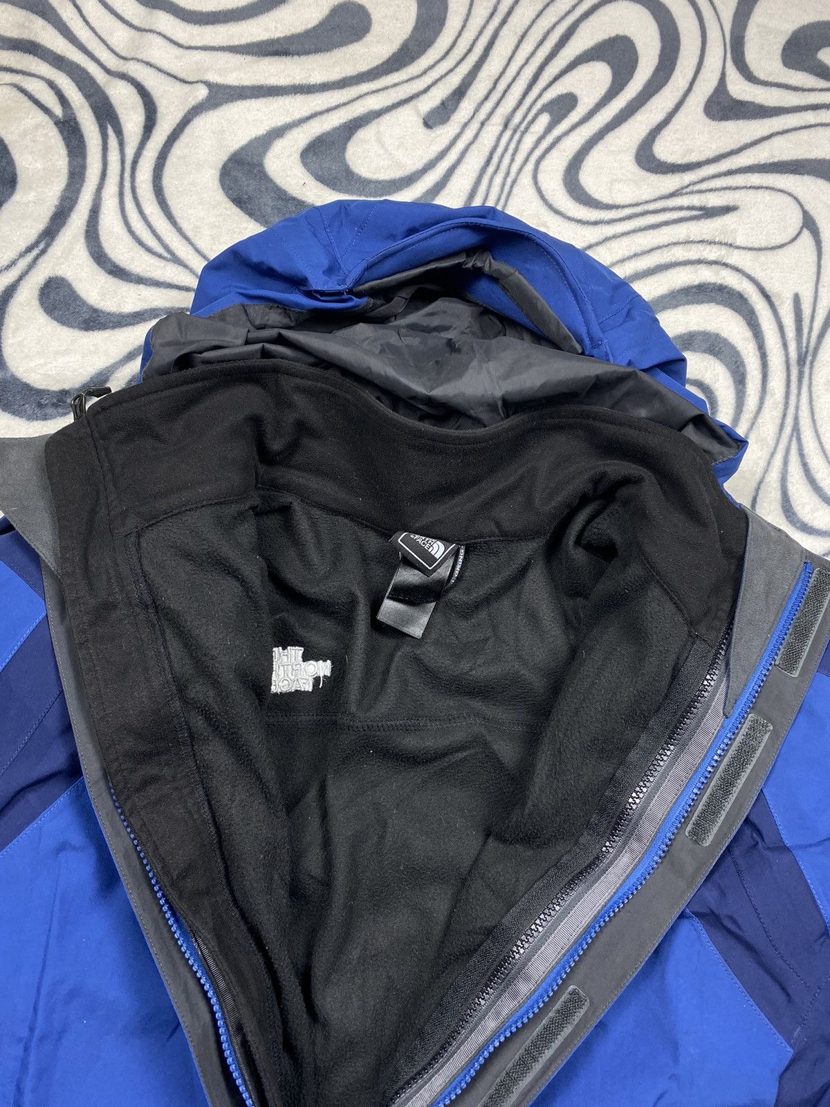 The North Face The North Face HyVent Mens 3 in 1 Jacket with fleece lining Size US M / EU 48-50 / 2 - 12 Thumbnail