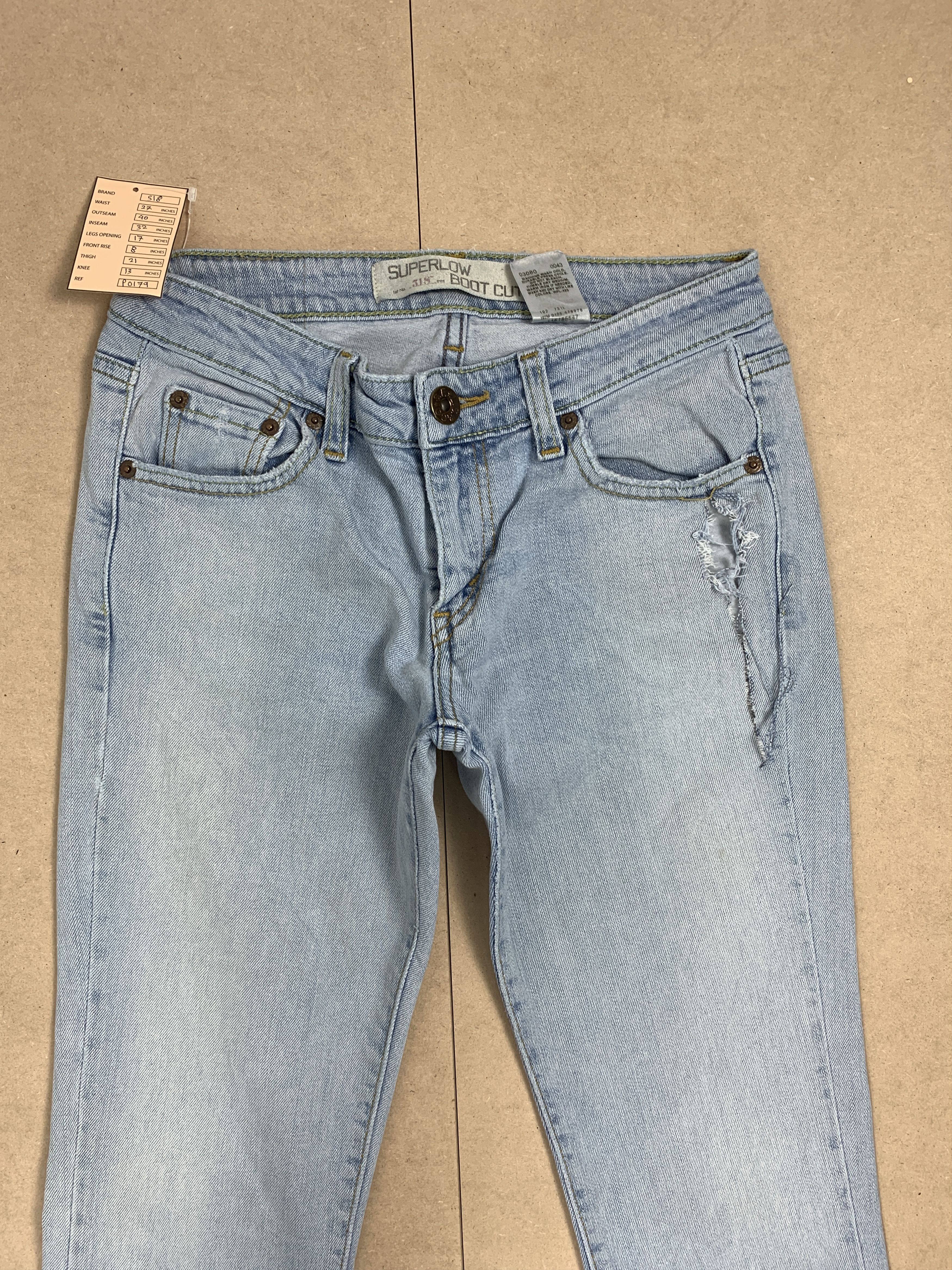 Levi's Vintage Levis 318 Bootcut Distressed Light Wash Jeans P0179 Size 27" / US 4 / IT 40 - 2 Thumbnail