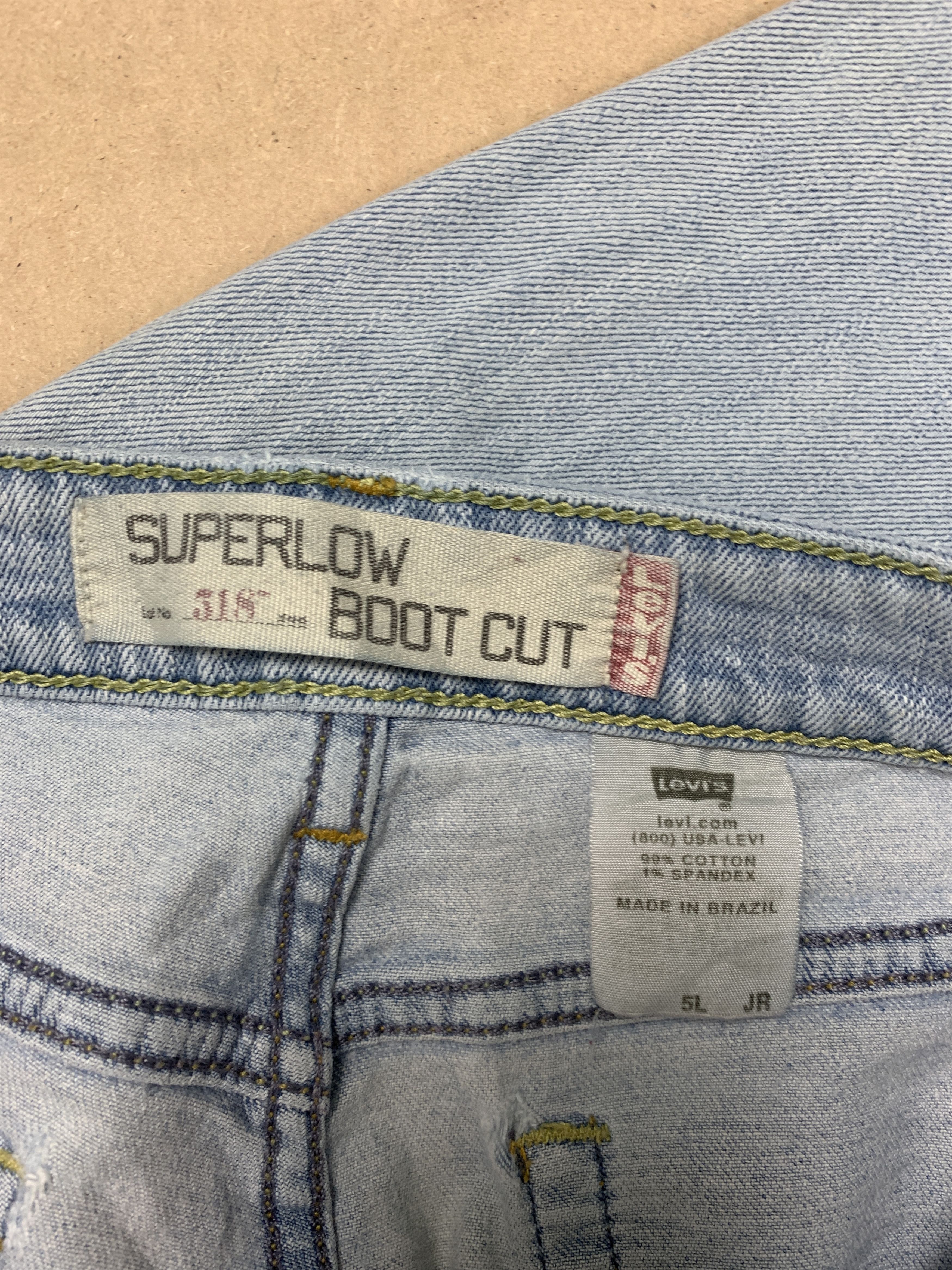 Levi's Vintage Levis 318 Bootcut Distressed Light Wash Jeans P0179 Size 27" / US 4 / IT 40 - 10 Thumbnail