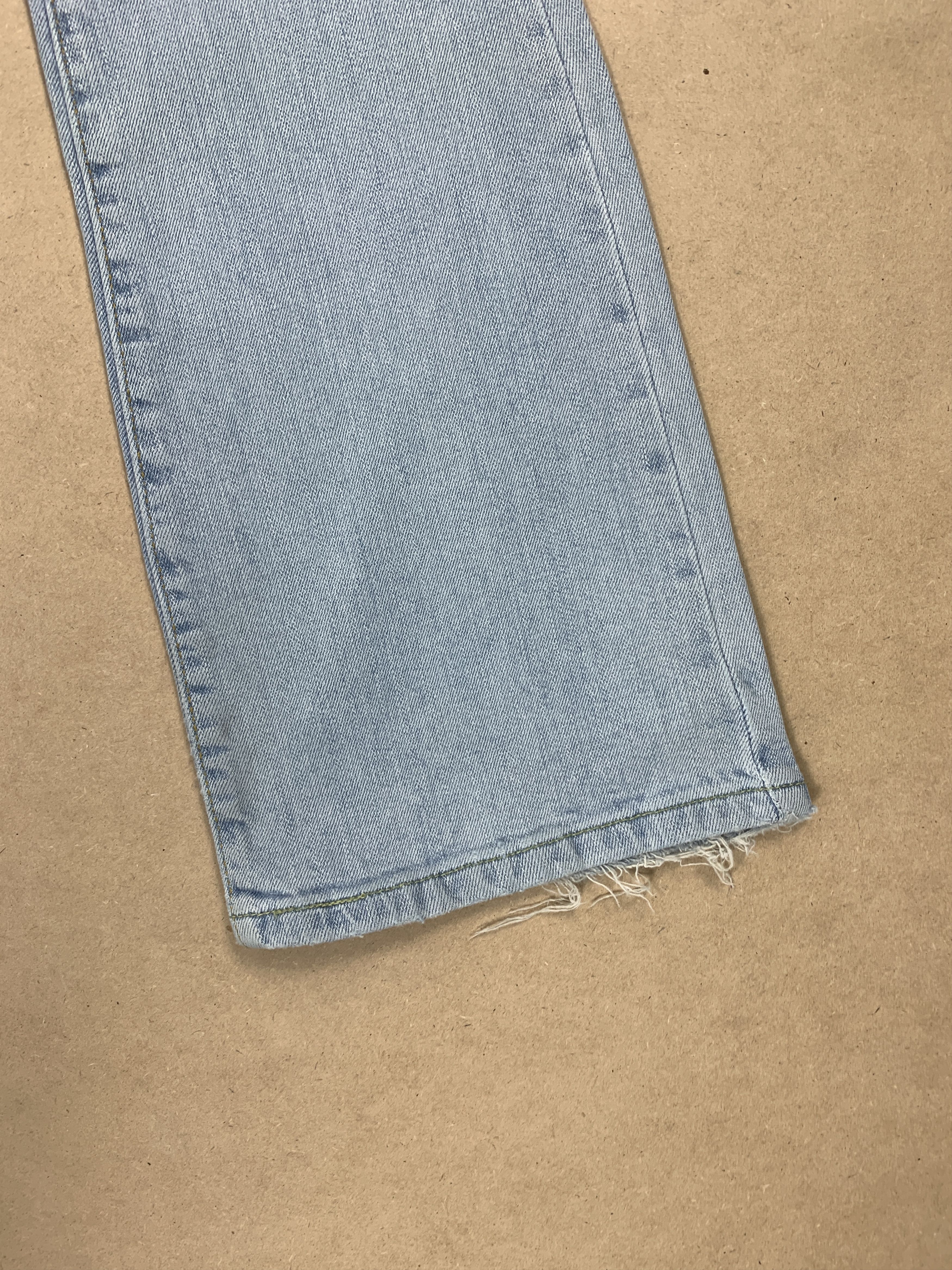 Levi's Vintage Levis 318 Bootcut Distressed Light Wash Jeans P0179 Size 27" / US 4 / IT 40 - 3 Thumbnail