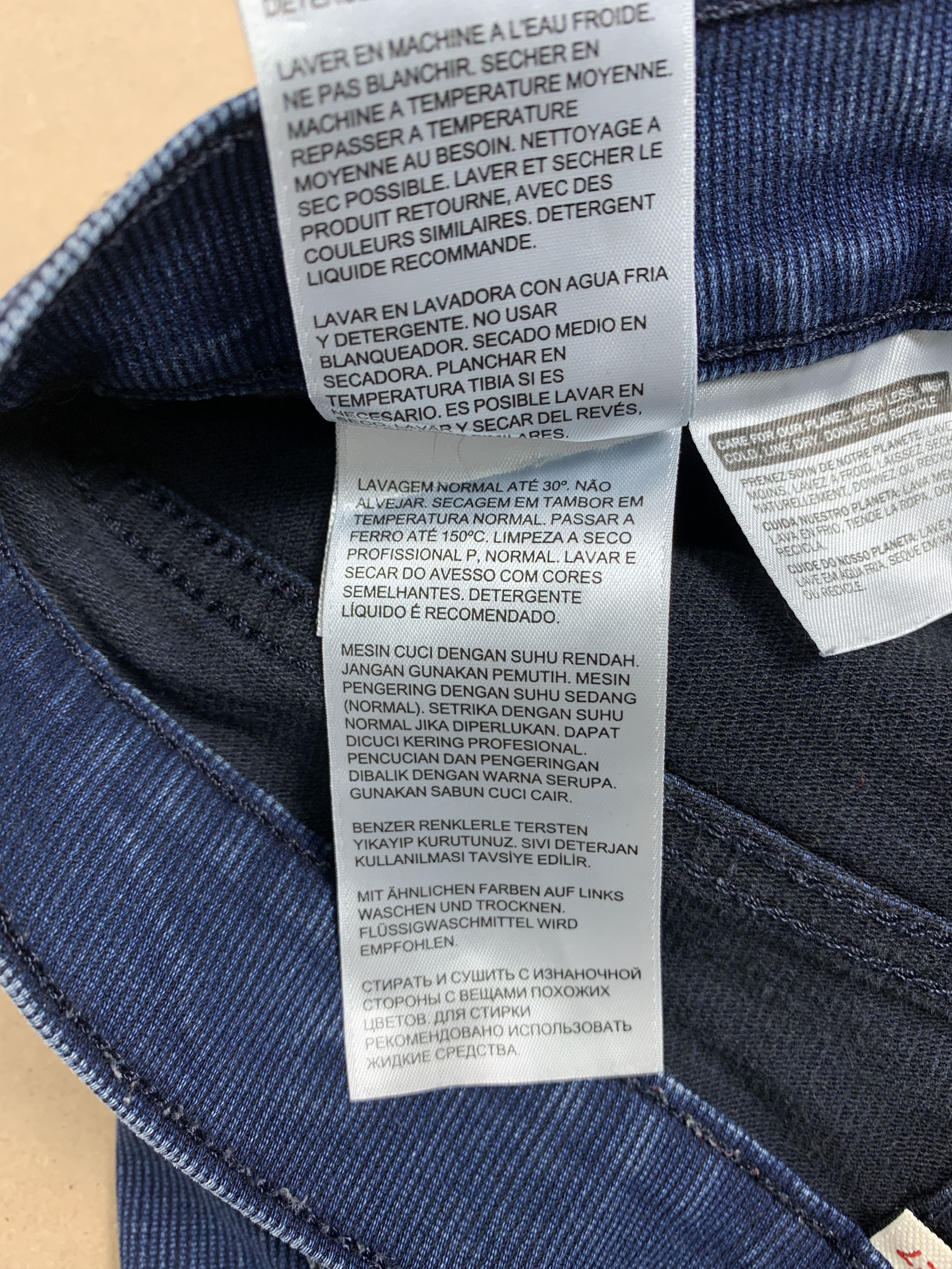 Levi's Vintage Levi's 477 Slim Stretch Front Pocket Jeans Size 25" / US 0 / IT 36 - 16 Thumbnail