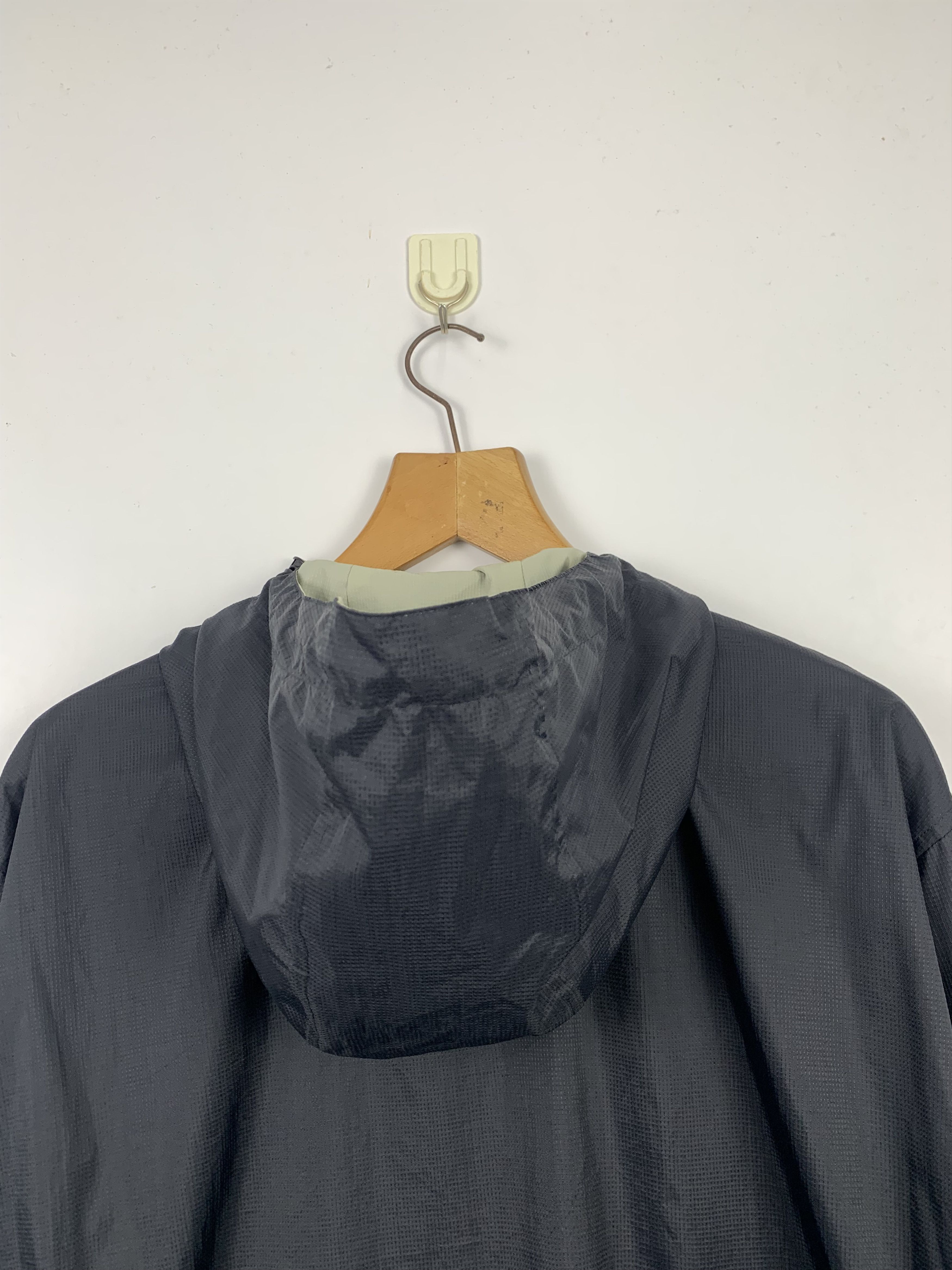 Uniqlo Vintage Uniqlo Half Zip Windbreaker Anorak Jackets J0308 Size US M / EU 48-50 / 2 - 12 Thumbnail