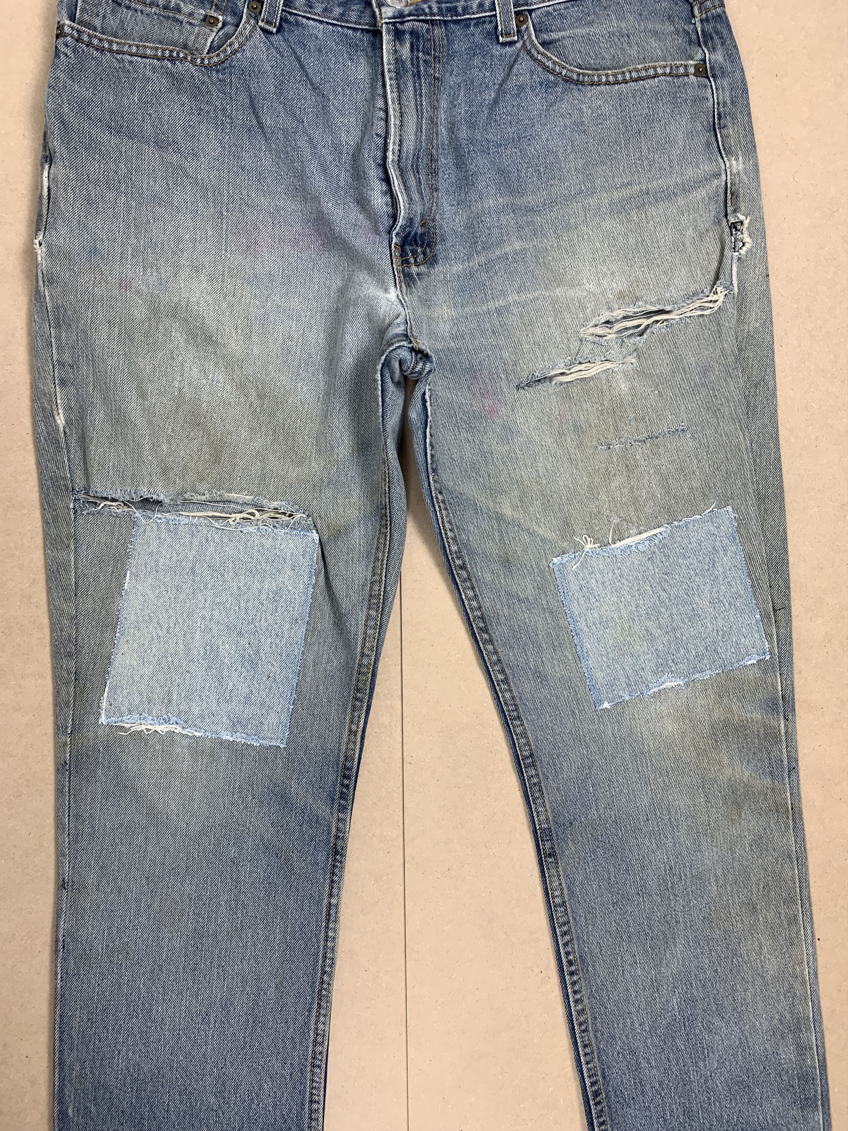 Levi's Vintage Levis 512 Slim Fit Distressed Faded Mid Wash Jeans Size US 36 / EU 52 - 3 Thumbnail