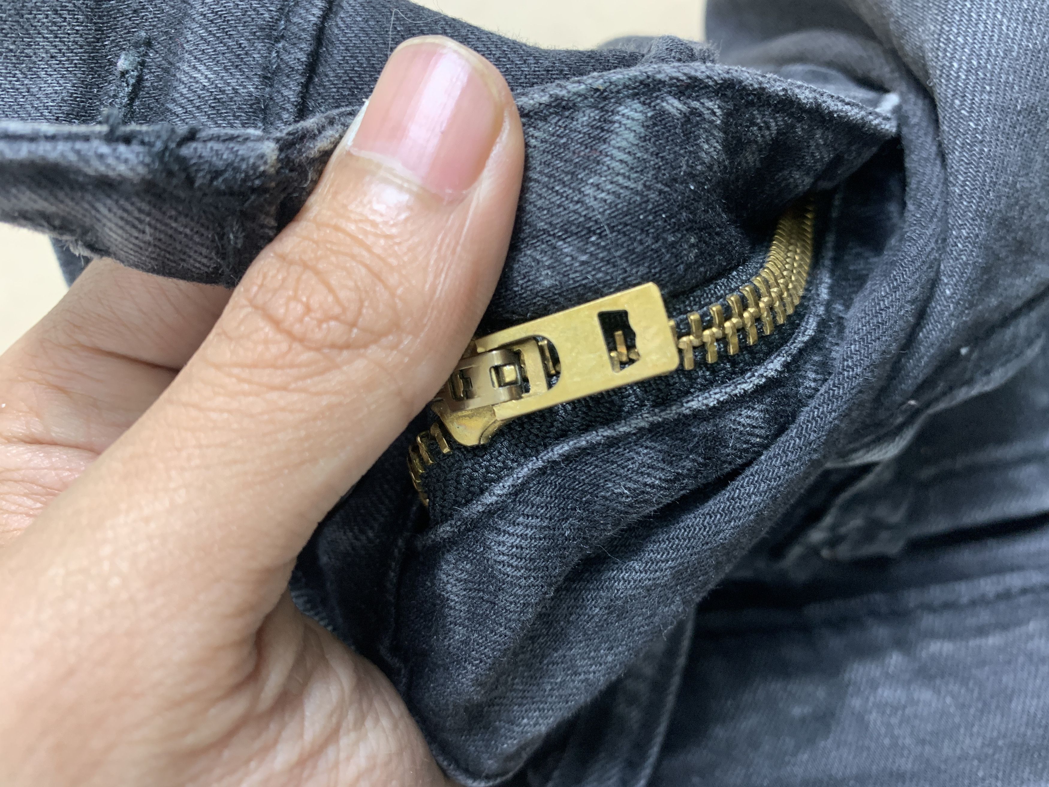 Levi's Vintage Levi's 512 Faded Black Label Jeans Size US 29 - 22 Thumbnail
