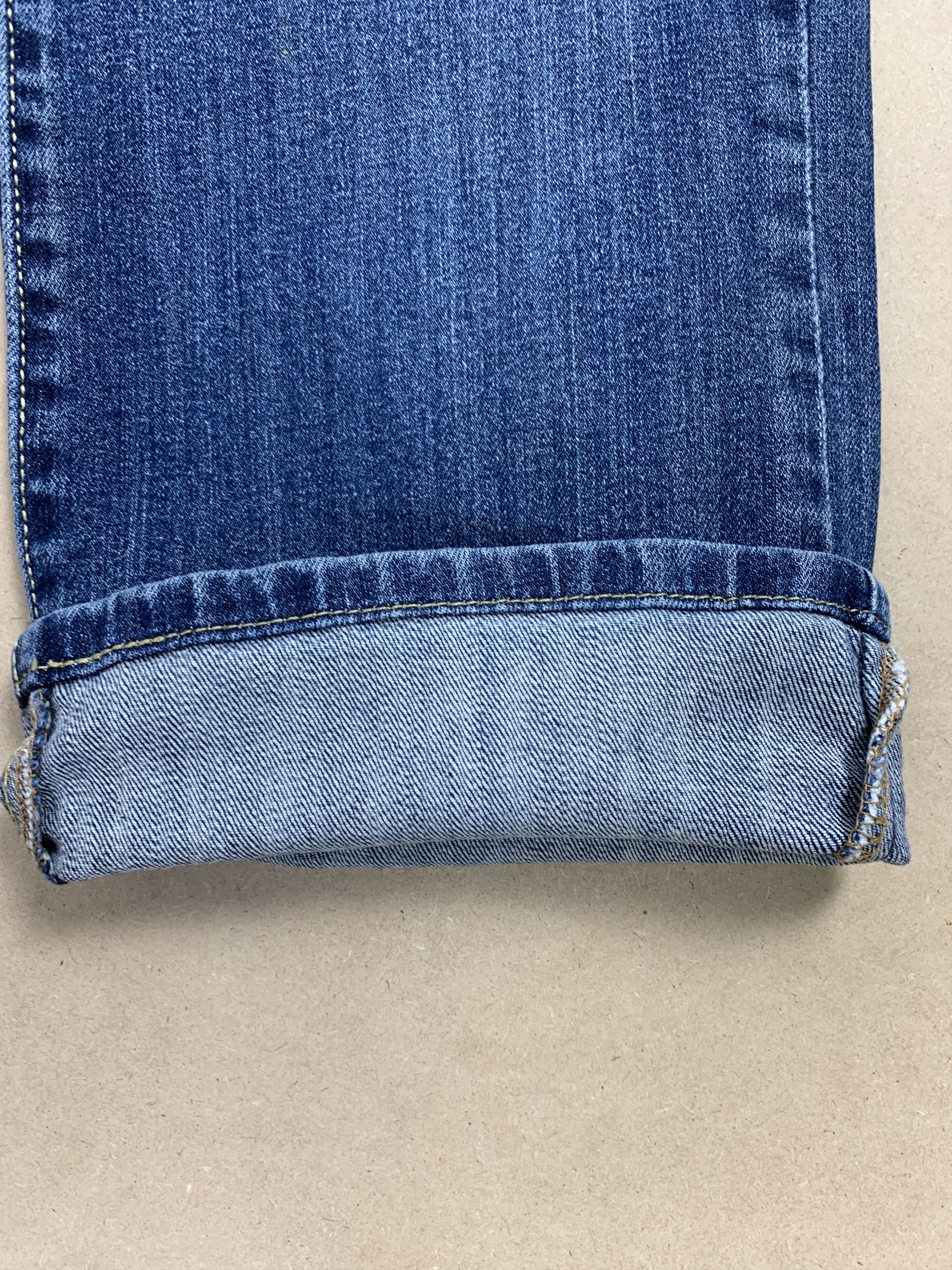 Levi's Vintage LEVI'S 505 Distressed Faded Mid Wash Jeans Size US 28 / EU 44 - 4 Thumbnail