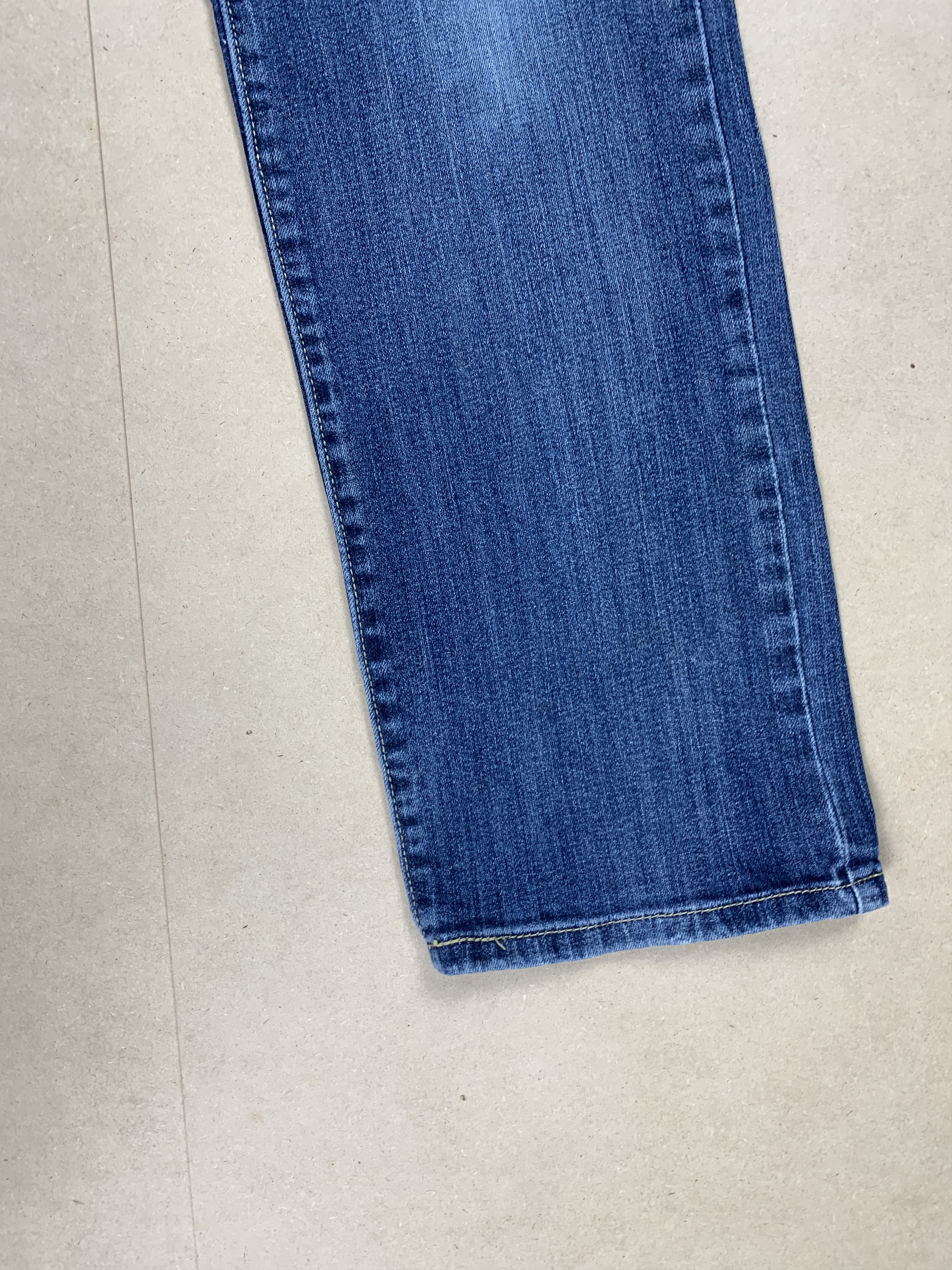 Levi's Vintage LEVI'S 505 Distressed Faded Mid Wash Jeans Size US 28 / EU 44 - 3 Thumbnail