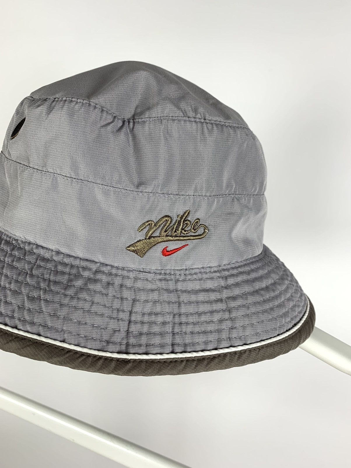 Nike 90s Vintage Nike Swoosh Double Sided Bucket Hat Travis Style Size ONE SIZE - 7 Thumbnail