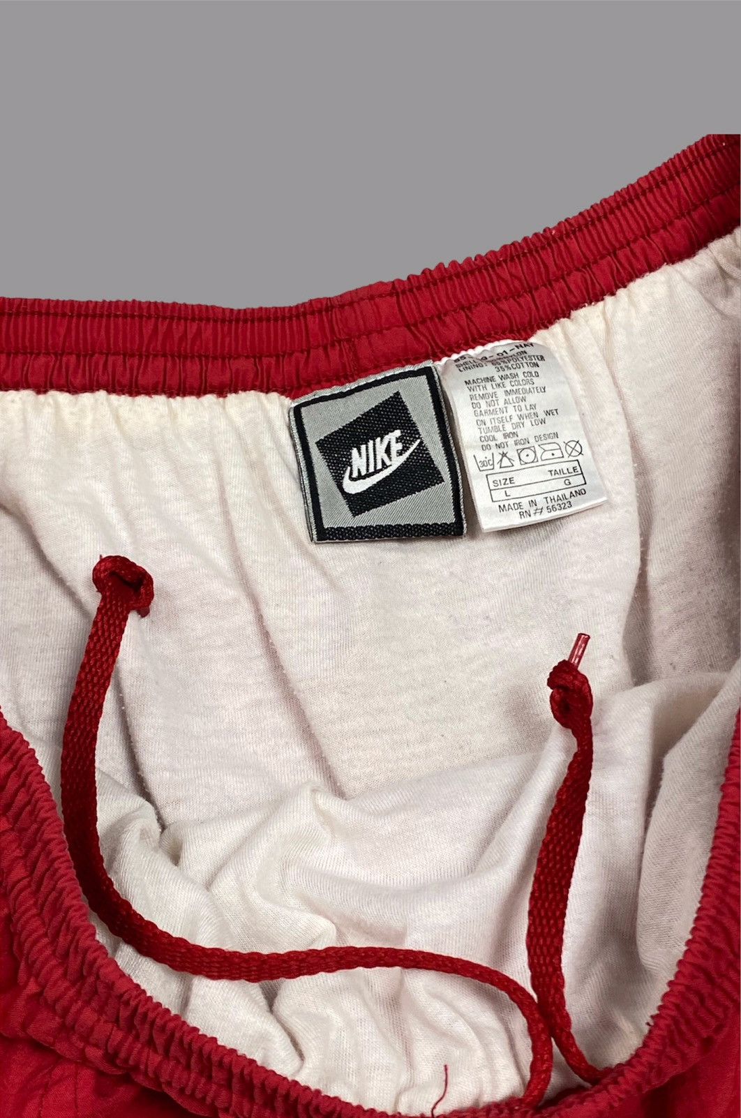 Nike Nike Vintage Nylon Shorts Size US 34 / EU 50 - 7 Thumbnail