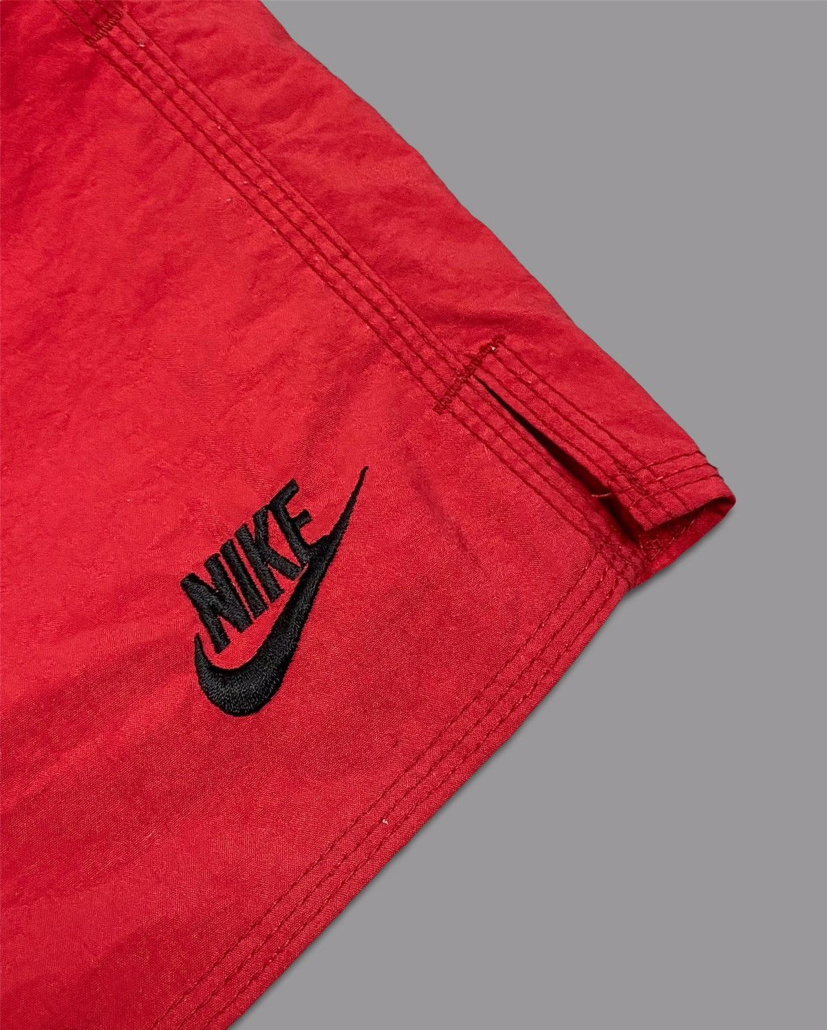 Nike Nike Vintage Nylon Shorts Size US 34 / EU 50 - 5 Thumbnail