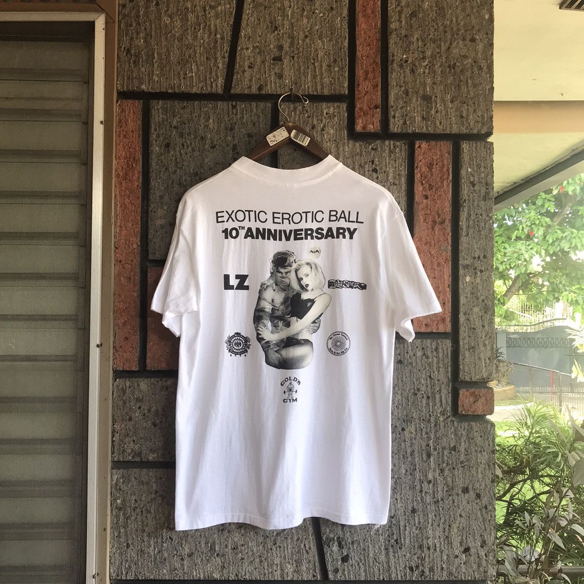 Hanes VTG ‘90s Kathy Donahey Art Tee Shirt Abolafia And Mann Size US L / EU 52-54 / 3 - 4 Thumbnail