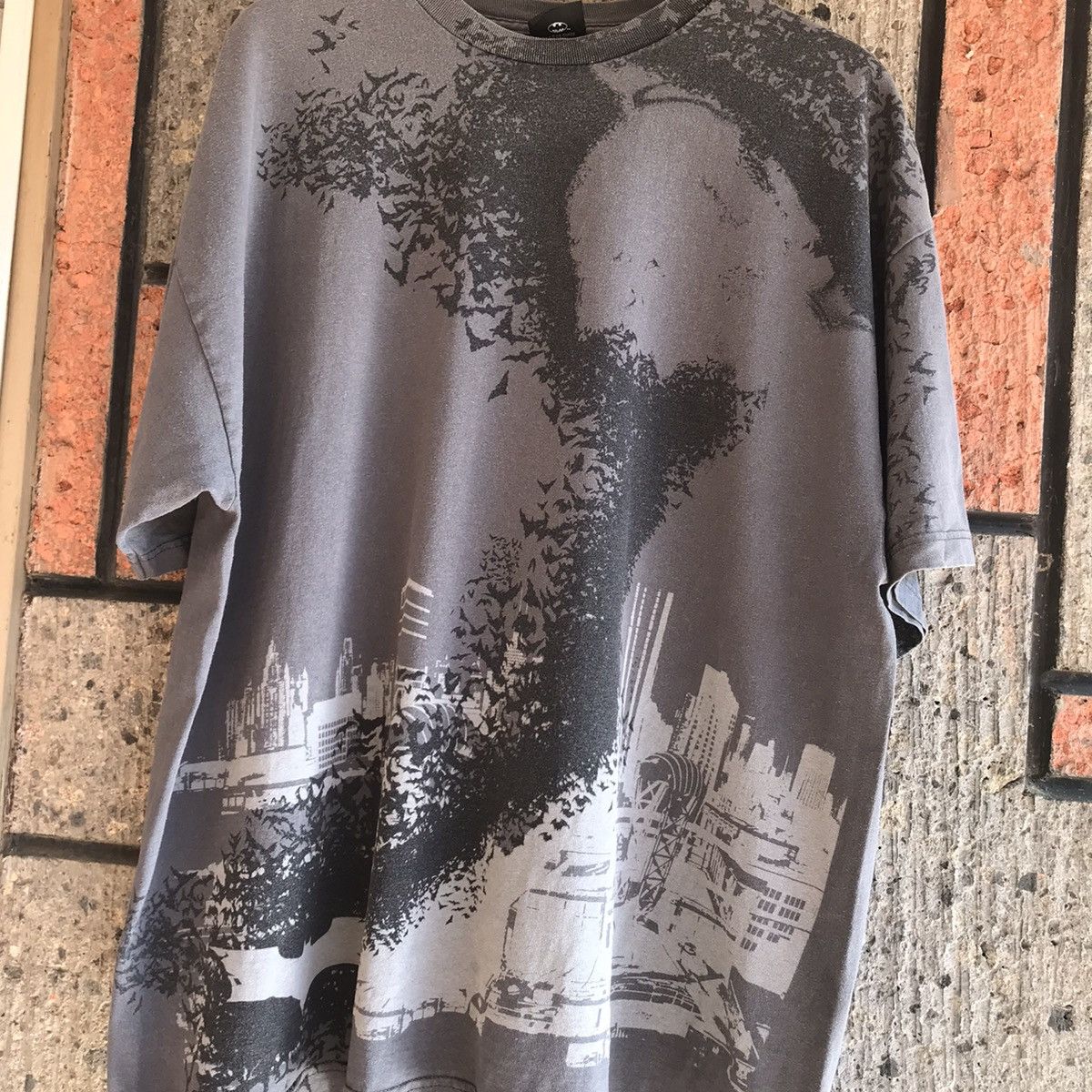 DC Comics × Vintage VTG ‘00s Batman The Dark Knight Movie Promo Tee Shirt Size US XXL / EU 58 / 5 - 4 Thumbnail