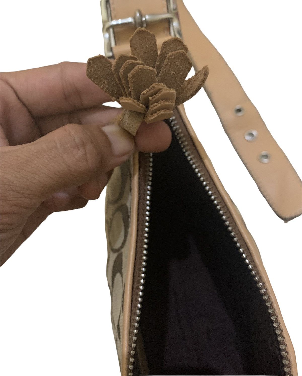 Coach [LAST DROP]Coach Signature Monogram Small Shoulder bag Size ONE SIZE - 11 Thumbnail